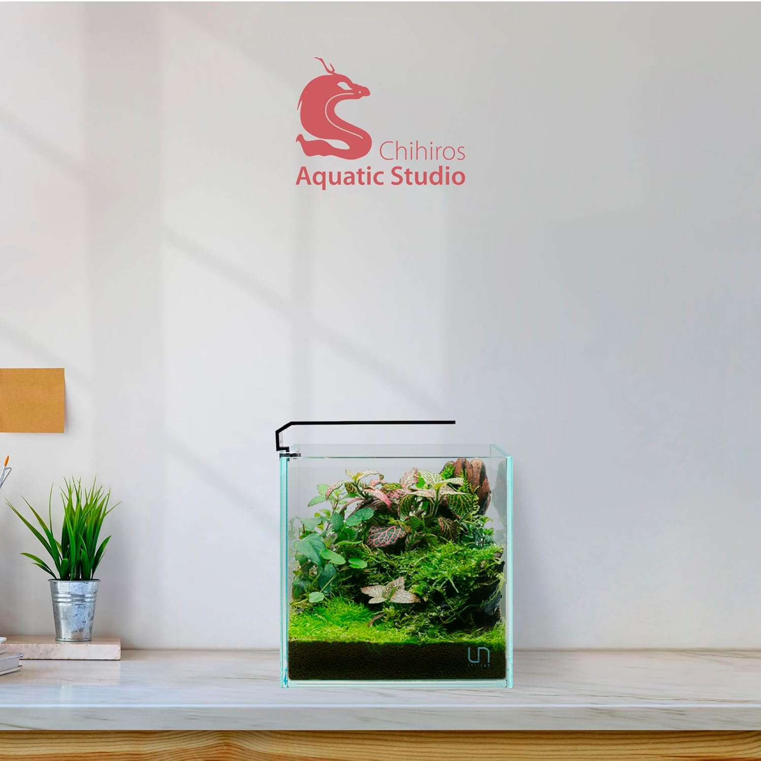 Chihiros C251 Aquarium LED Light - Fish Tank Light for Small Aquarium - Compact LED Fish Tank Lights - Energy-Saver Aquarium Lights - Aquarium Light with Dimmer