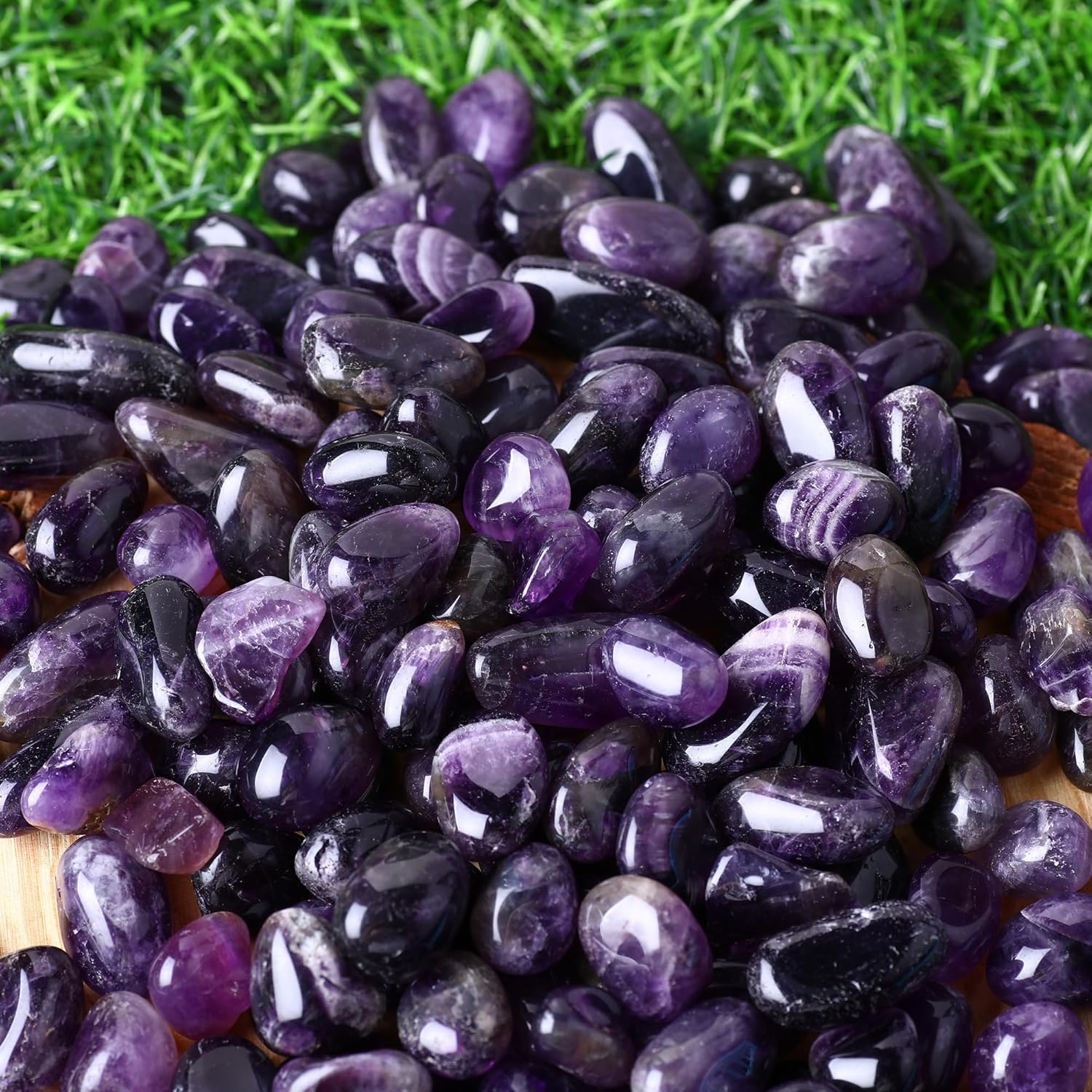 Polished Amethyst Crystals 0.62lb Natural Gemstones Crystal Bulk Tumbled Polished Stones Irregular Rocks Chakra Colorful Crystal Vase Filler Decoration Energy Reiki Beginners Birthday Gifts