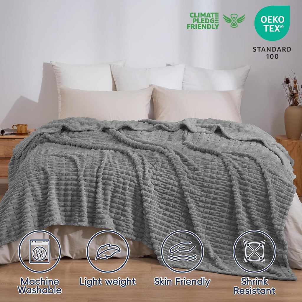 PHF Ultra Soft Flannel Fleece Blanket King Size, Lightweight 3D Jacquard Fleece Blanket, No Shedding, No Pilling, Luxury 340GSM Aesthetic Fluffy Cozy for Bed Room Decor, 108"x90", Frost Gray