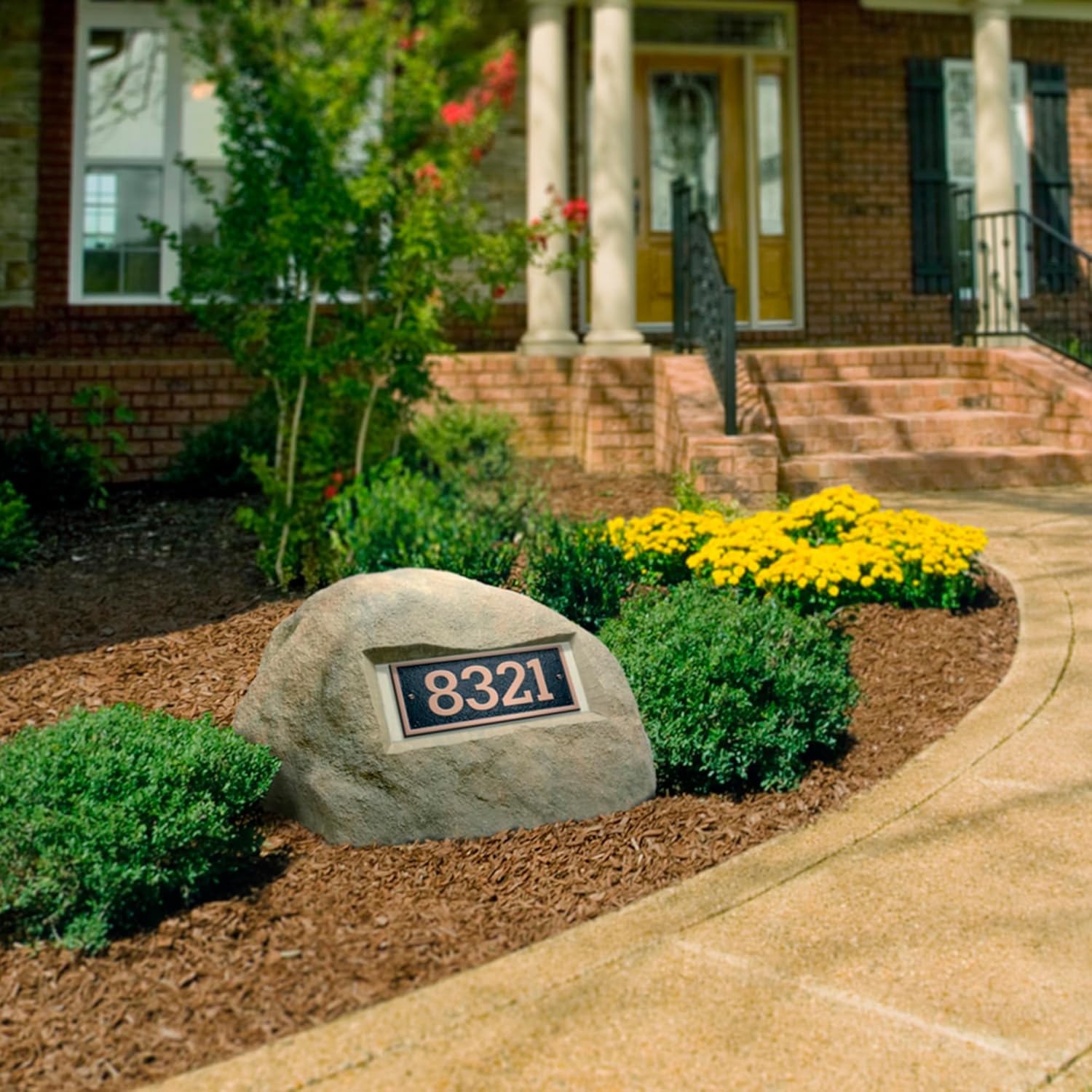 Deckorators 31 inches x 27 inches x 16-1/2 inches Gray Address Landscape Rock
