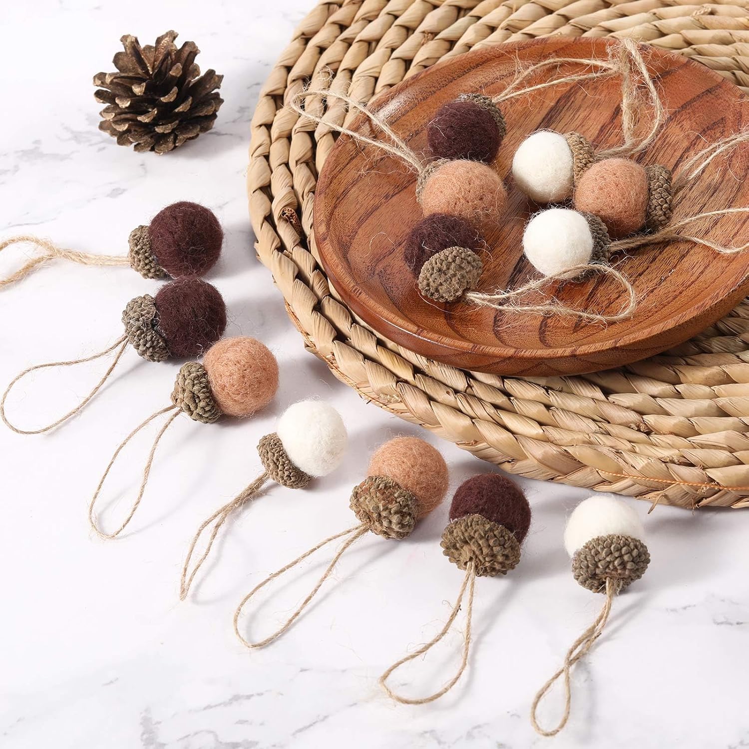 Boao 18 Pcs Felt Acorn Ornaments Fall Thanksgiving Wool Pom Acorn Ball Decor Hanging Pine Cone Garland with 32.8 ft Rope for Christmas Tree Woodland Farmhouse Mantel Wall Decor