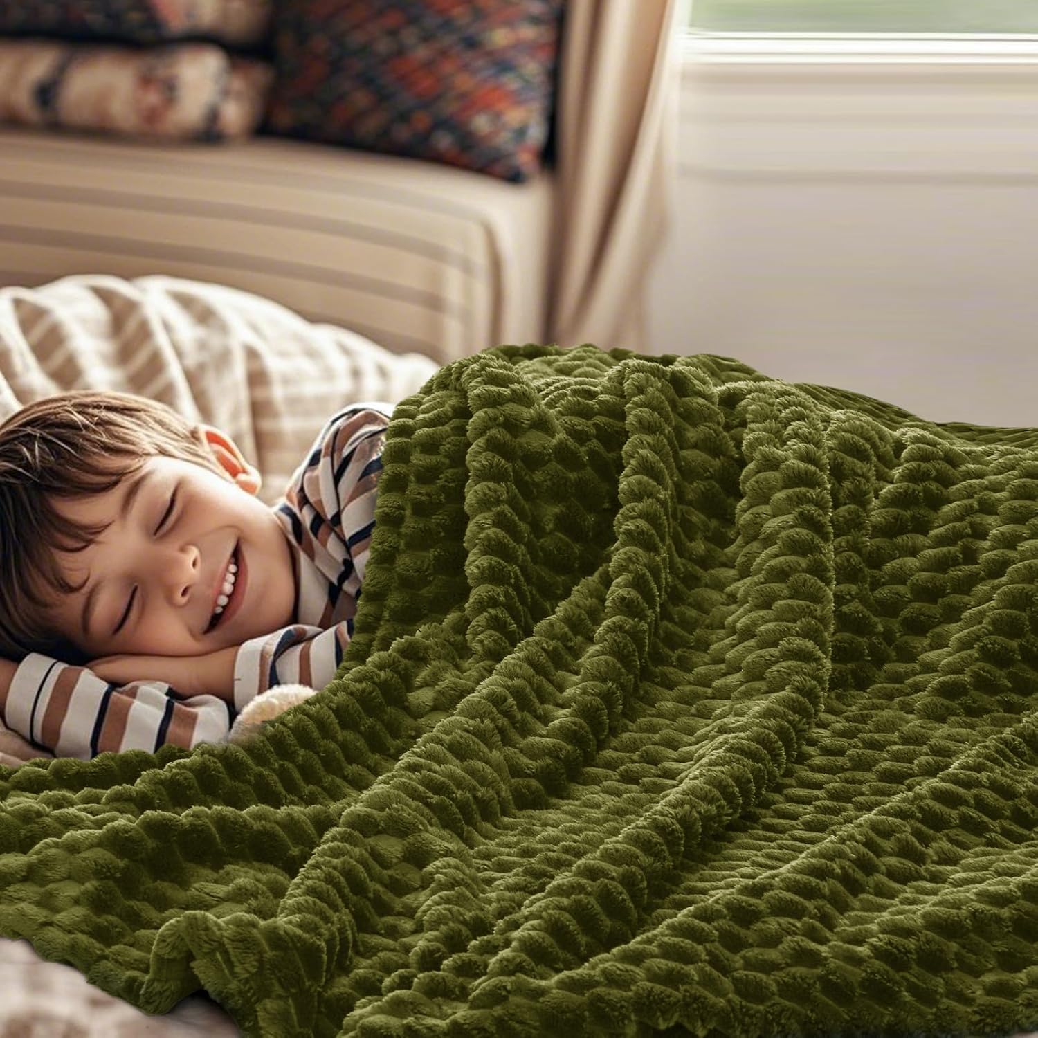 PHF Ultra Soft Flannel Fleece Throw Blanket, Lightweight 3D Jacquard Fleece Blanket, No Shedding, No Pilling, Luxury 340GSM Aesthetic Fluffy Cozy Throws for Couch Room Decor, 50"x60", Olive Green