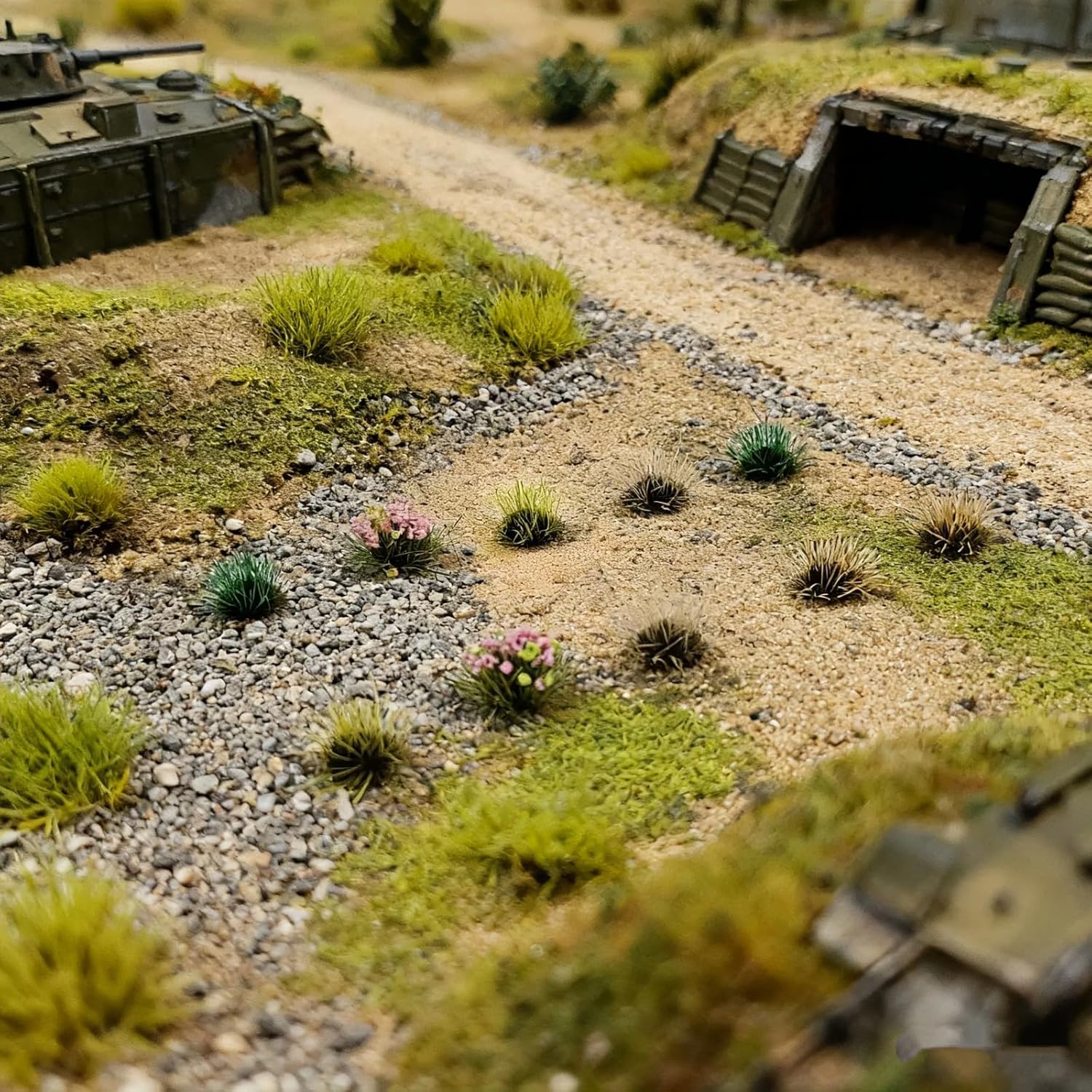 372 Pcs Static Grass Clusters, All Seasons Blend Miniature Grass Tufts for Railway Scenery, Train Layouts, Wargaming Terrain, Diorama Landscape