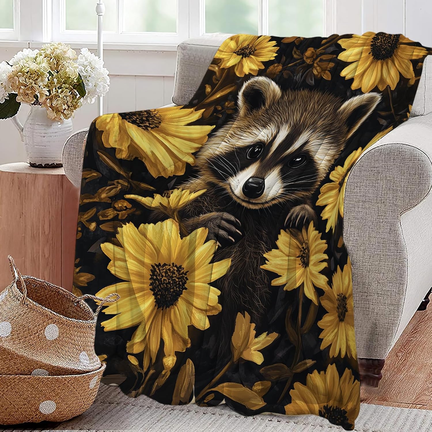 Raccoon Blanket Cute Raccoon Lover Floral Animal Throw Blankets Gifts for Girls Boys Kids Soft Cozy Fleece Plush for Couch Sofa Bed 60"x50"