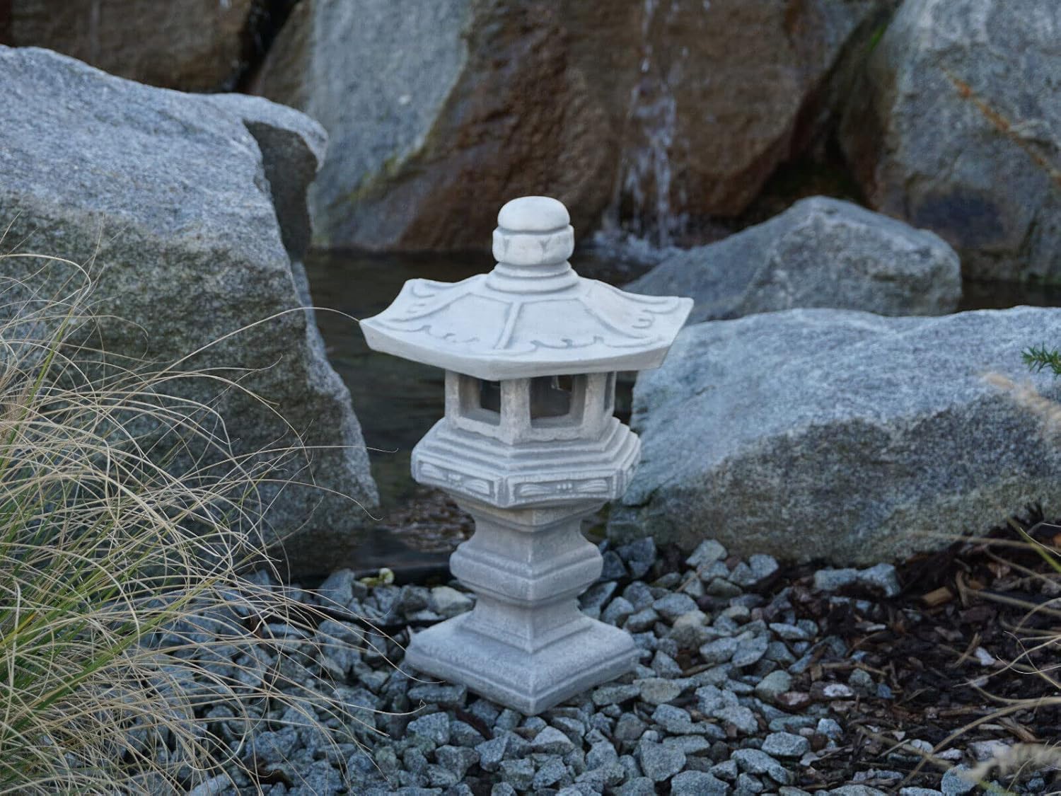 Garden Concrete Pagoda Oriental Latern Figurine Japanese Stone Pagoda Zen Garden Decoration Asian Outdoor Decor Gray