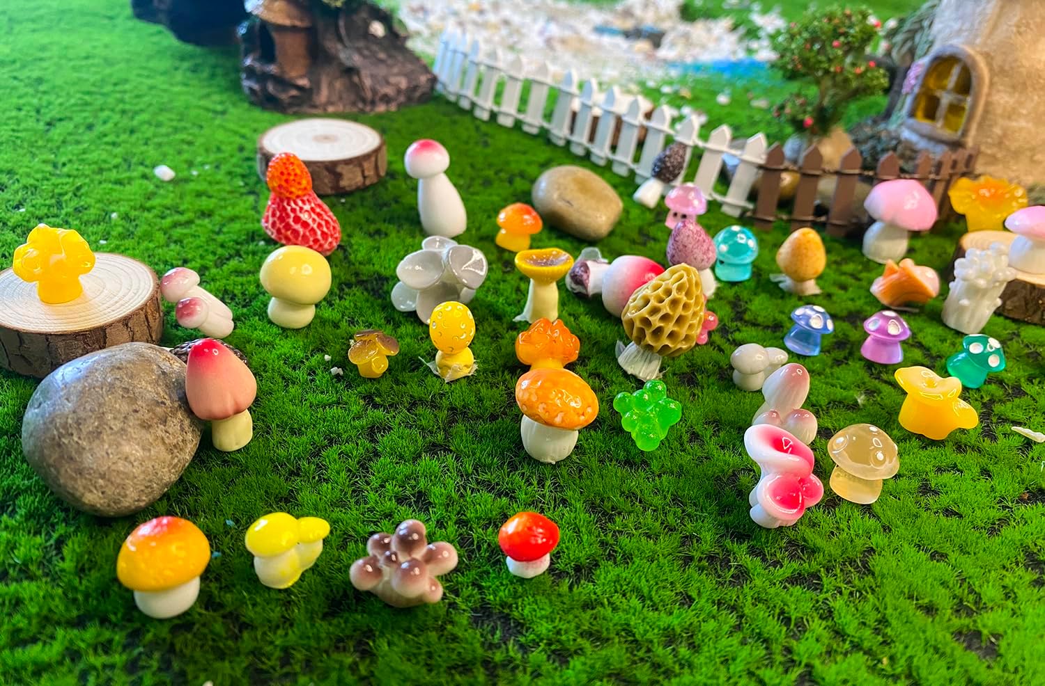 72PCS MiNi Mushroom Tiny Resin Mushroom Figurines 72 Style Mini Mushrooms Small Little Resin in Bulk for Miniature Landscape Aquarium Potted Fairy Garden Home Decor Accessories (Mushroom)