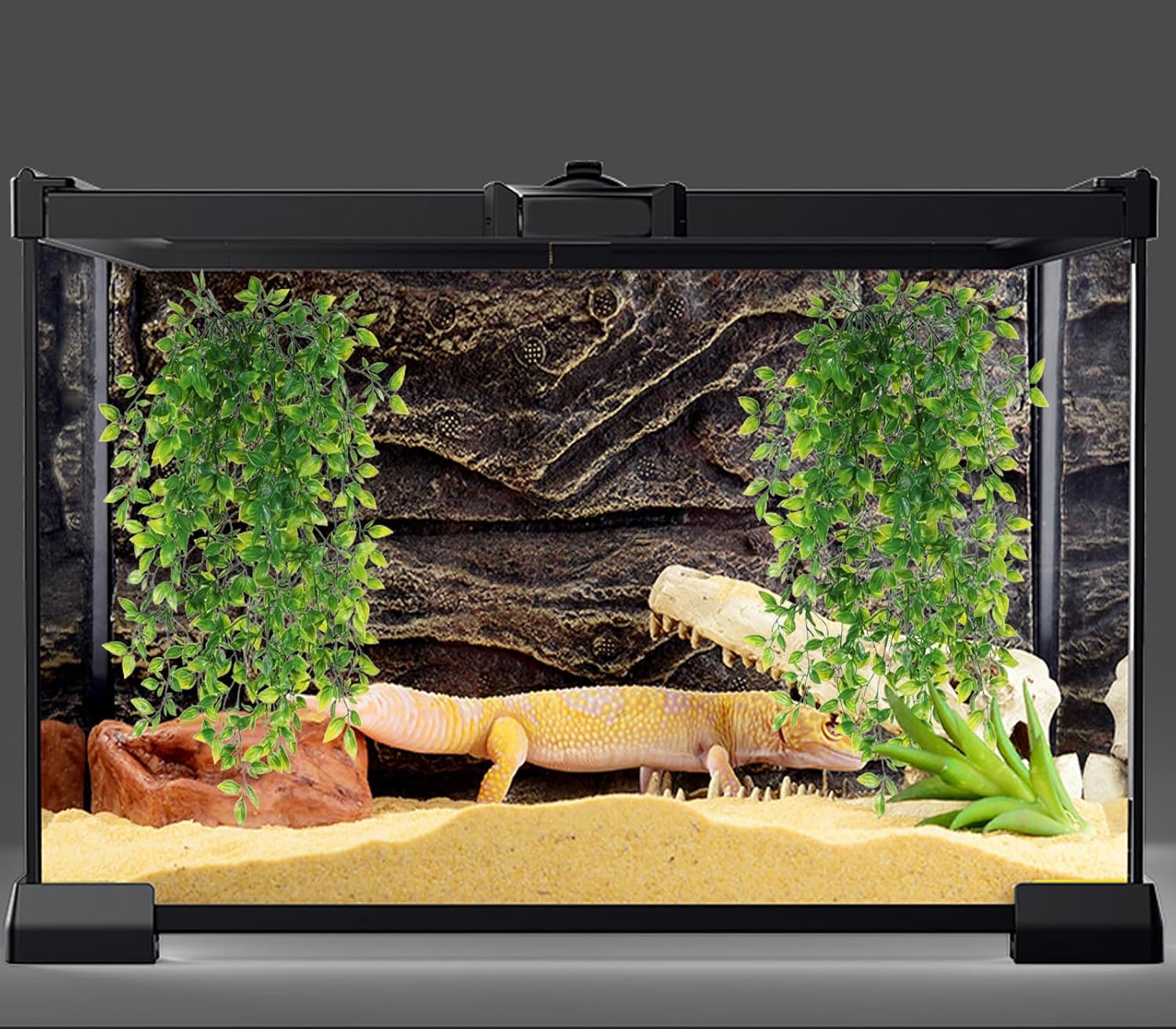HERCOCCI Reptile Plants, 4 Pack Terrarium Hanging Plants Vines Artificial Leaves Habitat Decorations with Suction Cup for Bearded Dragon Hermit Crab Lizard Snake Geckos Chameleon