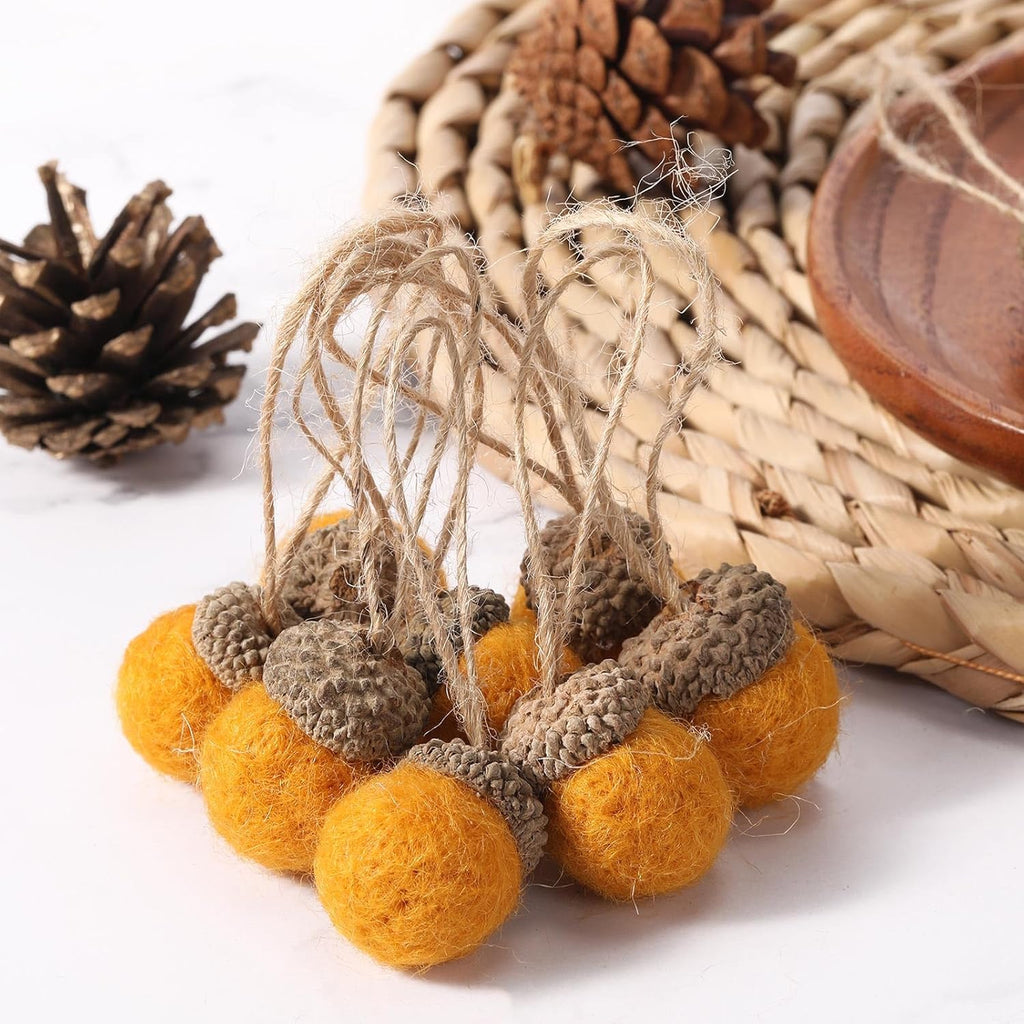 Boao 18 Pcs Felt Acorn Ornaments Fall Christmas Wool Pom Acorn Ball Decor Hanging Pine Cone Garland with 32.8 ft Rope for Thanksgiving Tree Woodland Farmhouse Mantel Wall Decor