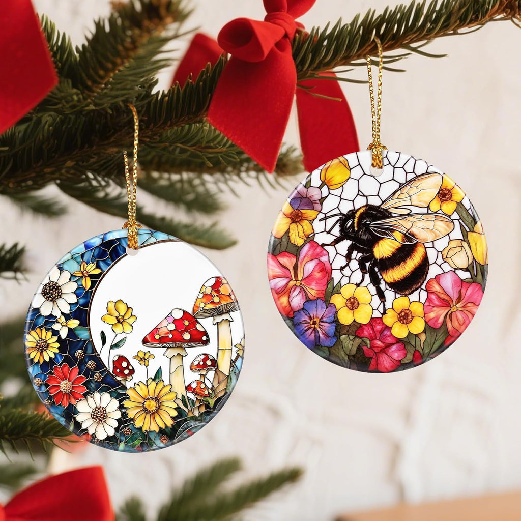 Christmas Ornaments, Bee Ornament, Christmas Tree Ornaments, Xmas Decorations, Holiday Decorations, Gifts for Bee Lovers, Holiday Party Gifts, and Xmas Gift Ideas