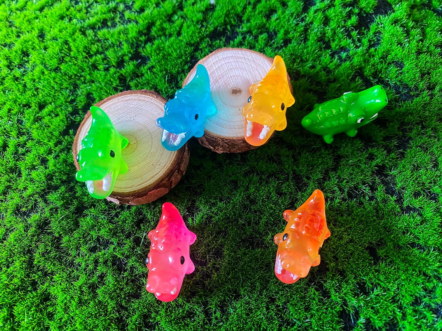 30PCS Mini Crocodile Decor for Dollhouse Resin Animal Tiny for Crafts Micro Miniature Crocodiles for Fairy Garden Dollhouse Micro Landscaping Decoration