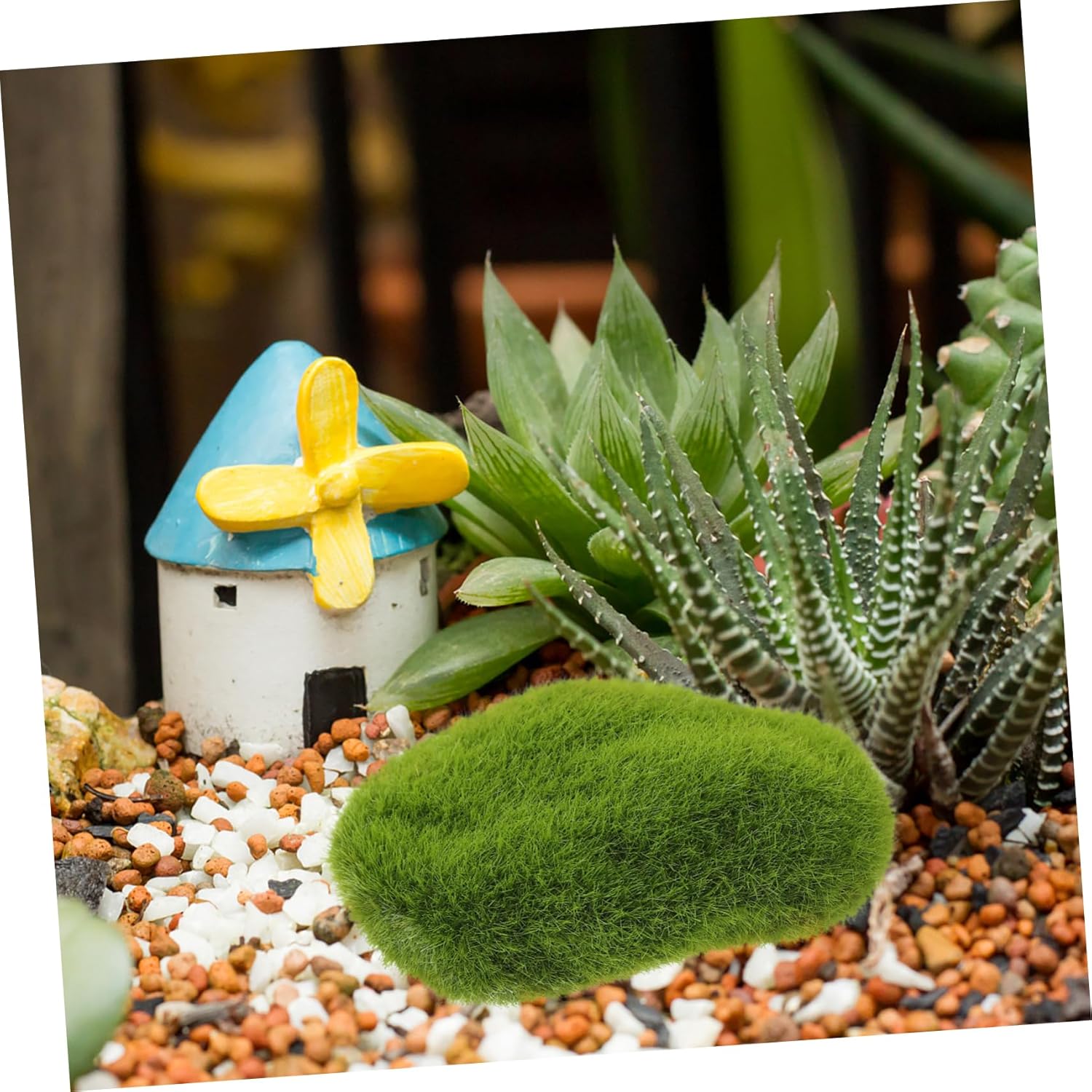 CORHAD 20pcs Realistic Artificial Mossy Stones Green Moss Rocks Rocks for Terrarium Moss Wall Decorative Balls DIY Micro Landscape