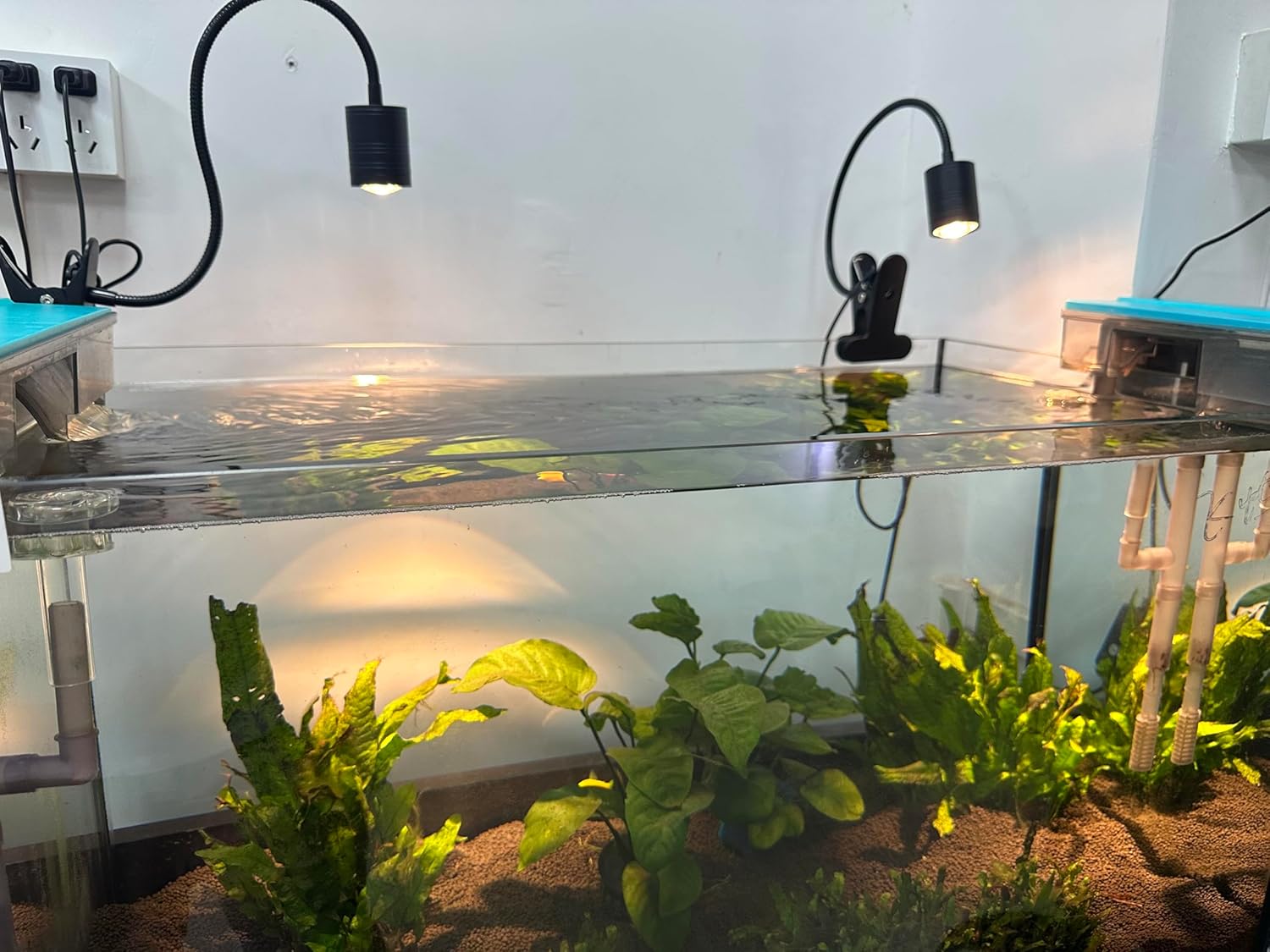 LED Aquarium Light, 4W Clip-on Fish Tank Lamp, 3 Colors, 17.8 Inch Flexible Arm, Full Spectrum for Plants and Coral