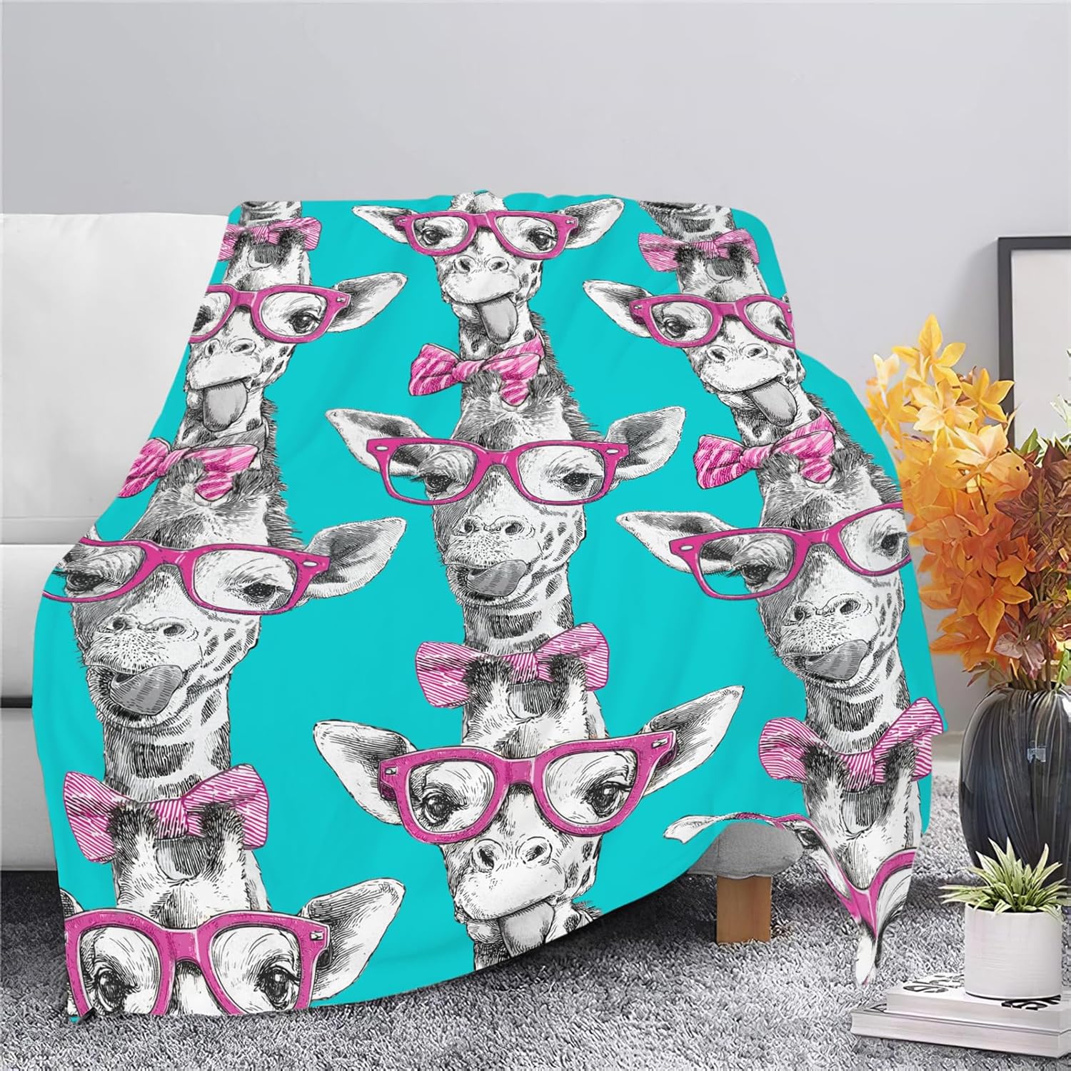 Giraffe Throw Blanket Giraffe Stuff Gifts for Kids Girls Boys Adults Women Men Soft Cozy Warm Plush Fluffy Fuzzy Fleece Blanket Decor 50''X60''