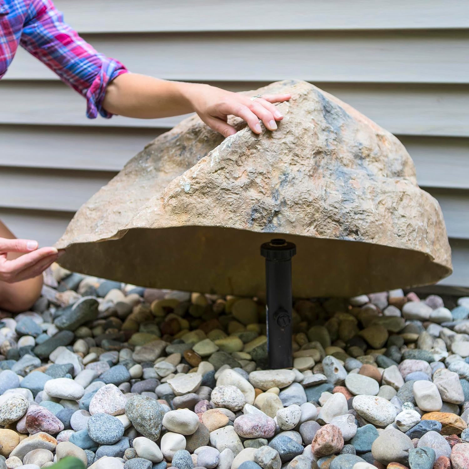 Deckorators 27 in. x 21 in. x 14 in. Gray Large Landscape Rock