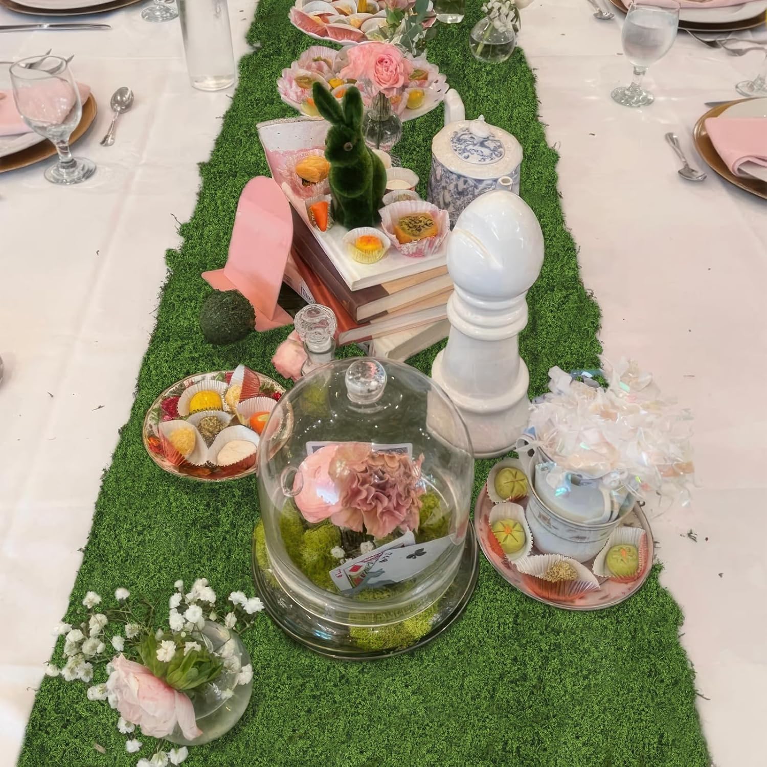 Fake Moss Rolls Table Runner for Decoration 12" x 71" Artificial Moss for Plants Indoor Dark Green Faux Grass for Planters Crafts DIY Table Centerpieces Fairy Garden Floral Wedding 30 x 180cm