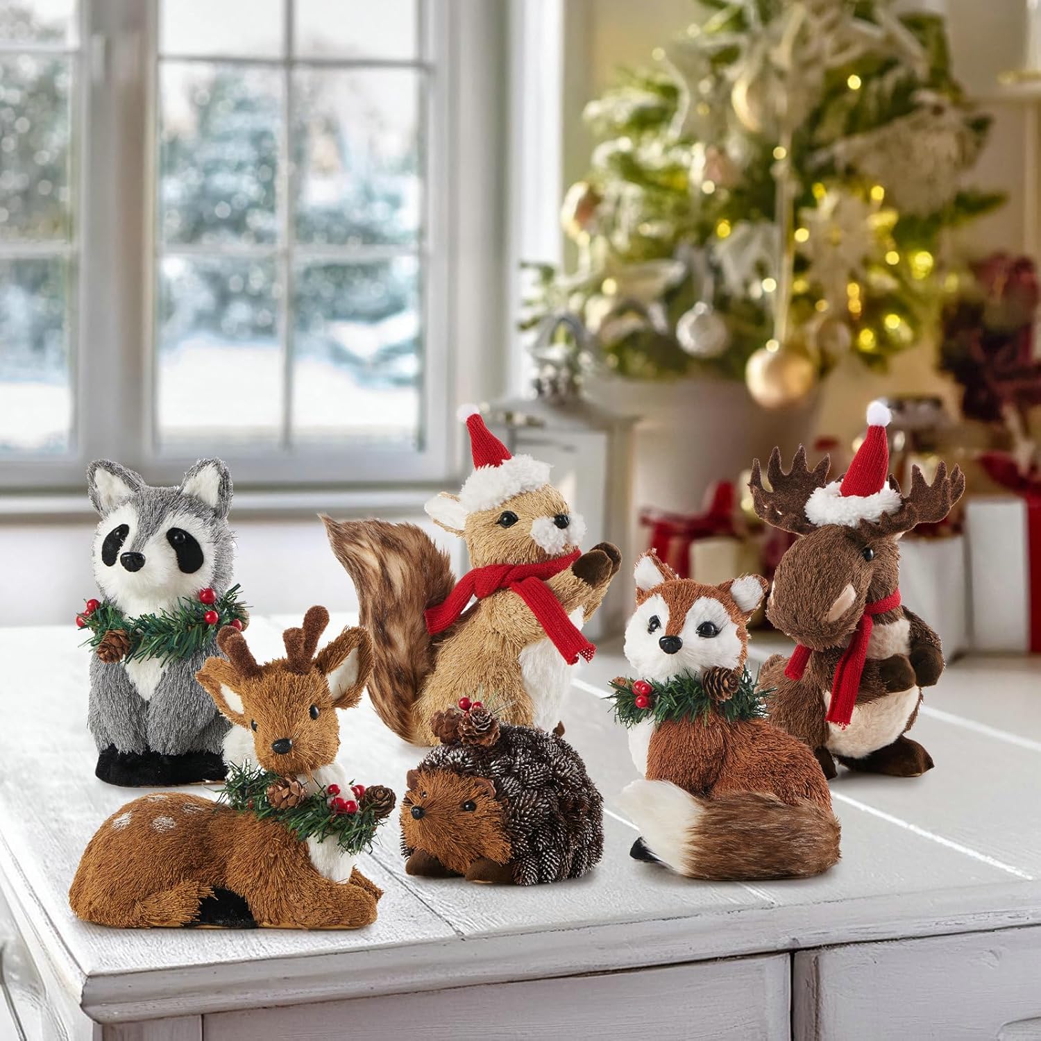 naturevibe 9.4 Inches Sisal Squirrel Figurine for Rustic Christmas Decorations, Woodland Animals with Holiday Accent as Christmas Table Decor or Farmhouse Decor