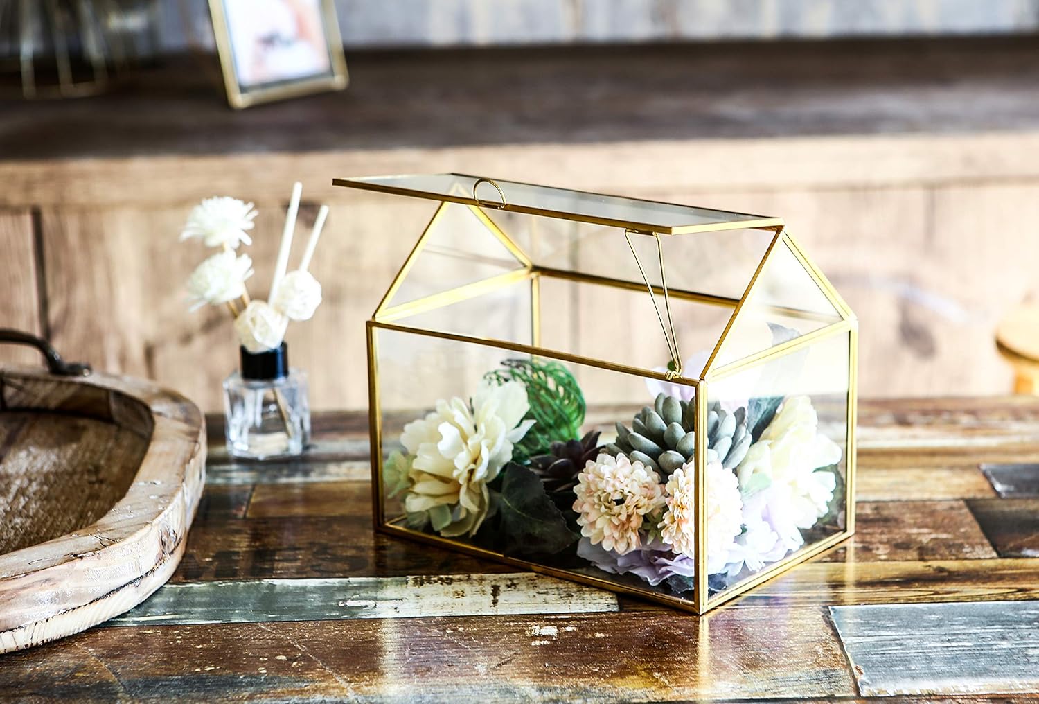 House Shape Close Glass Geometric Terrarium Tabletop Succulent Plant House Garden Planter Moss Fern Swing Lid, Flower Pot for Plants Succulent, Air Plant (Gold)