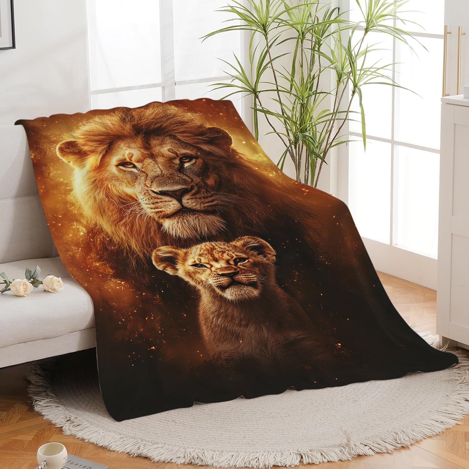 Lion Blanket Lion Cub Throw Blanket Gifts for Men Women Boys Girls Kids Adults Super Soft Cozy Plush Fluffy Fuzzy Fleece Blanket Home Decor 40''X50''