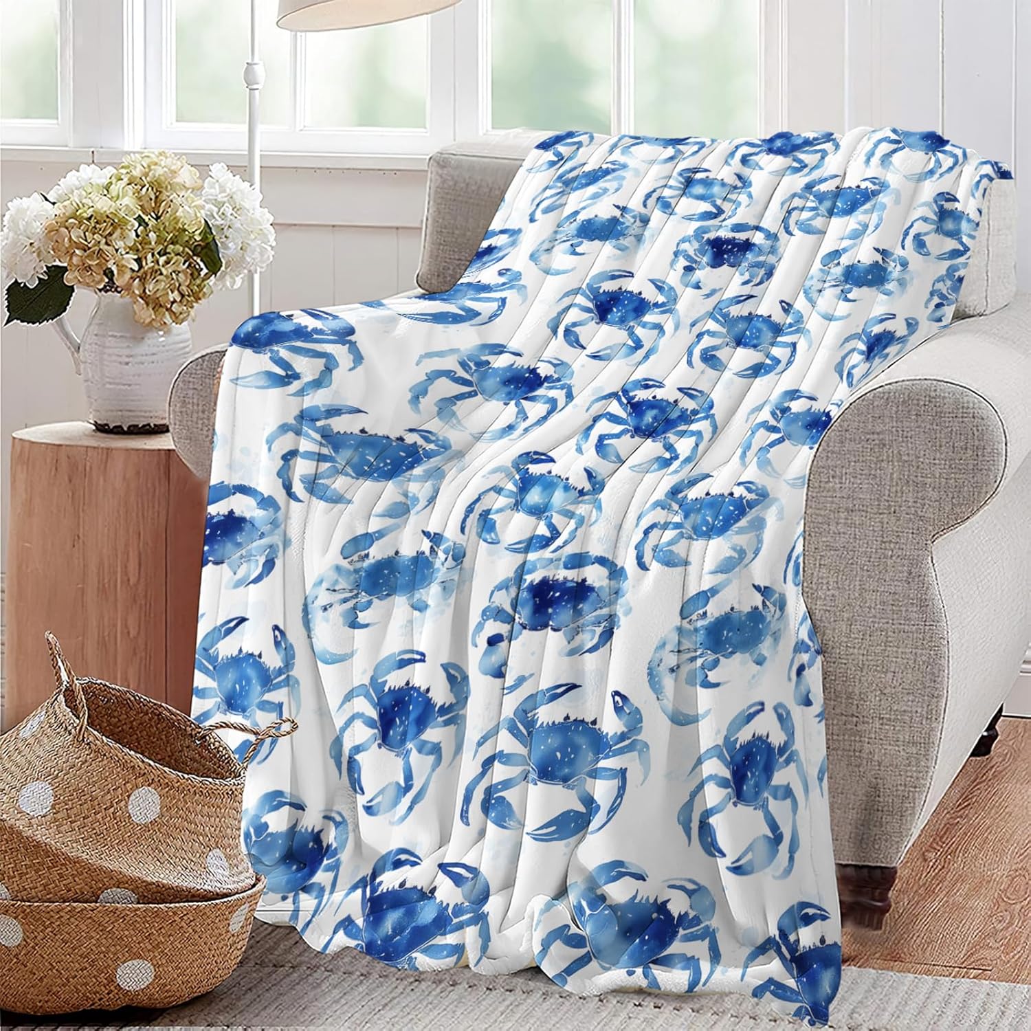 Crab Throw Blanket Nautical Ocean Beach Coastal Print Throw Blankets Gifts for Couch Sofa Bed Stuff Decor Lightweight Soft Cozy Fleece Plush Warm Flannel Bedding for Lover Men Women 60"x80"