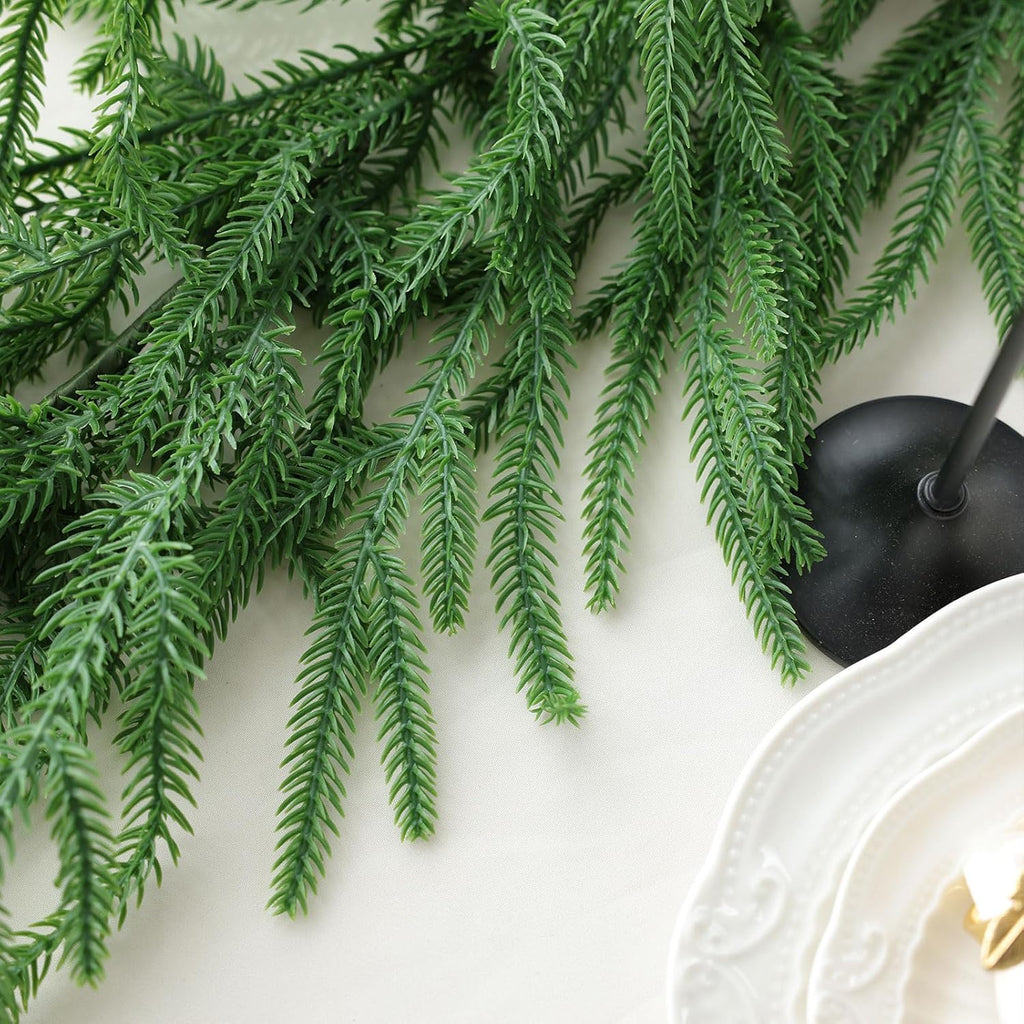 MIZII Christmas Garlands 6FT Artificial Norfolk Pine Garland Real Touch Faux Norfolk Pine Greenery Garland Christmas Decoration for Xmas Fireplace Mantle Home Decor Indoor Outdoor (Norfolk 6FT)