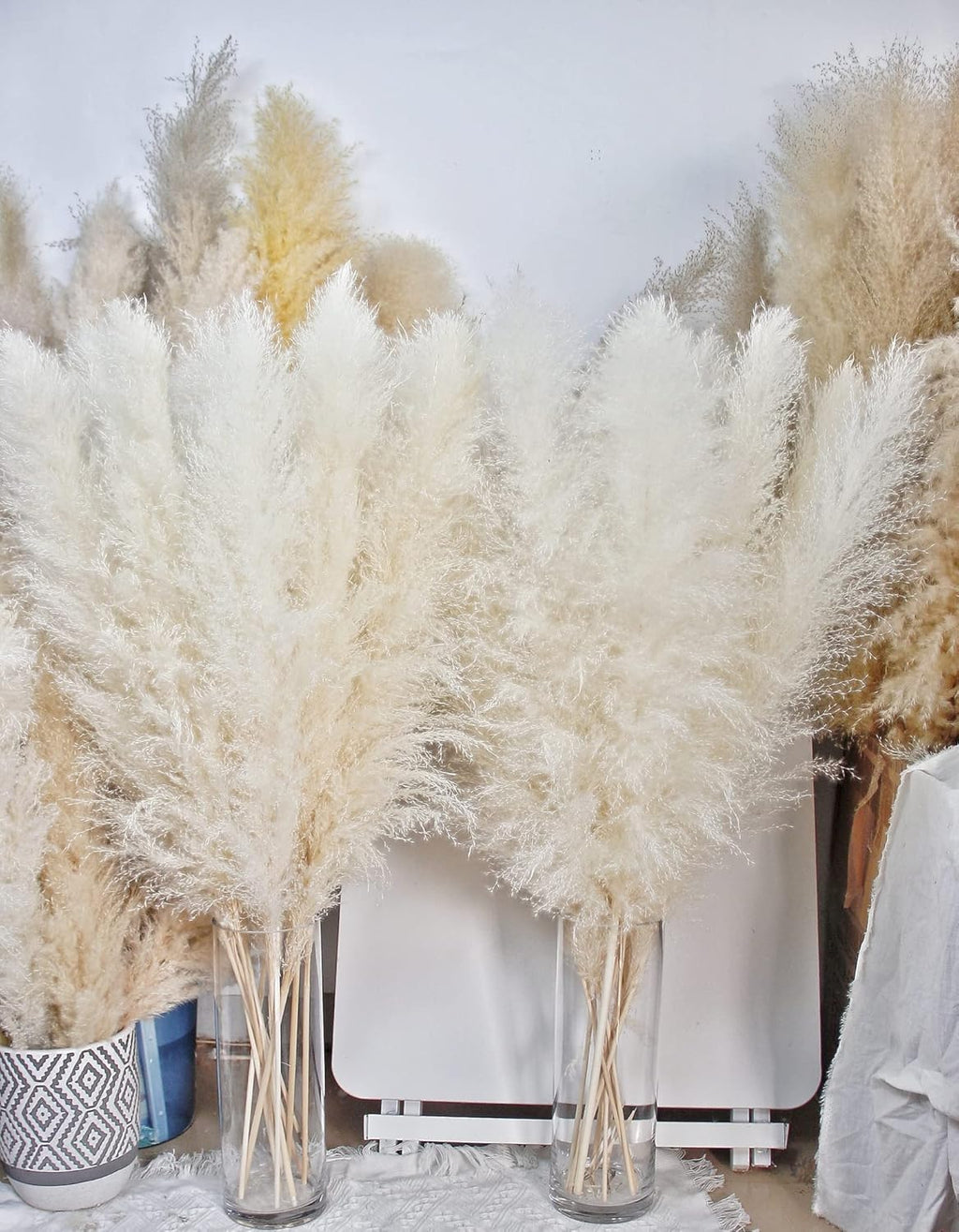 10 Stems 40-inch White Pampas Grass Decor Tall, Large Pampas Grass, Boho Neutral Home Decor Bouquet. Fluffy Pampas Grass for Floor Vases, Wedding Floral Arrangements, Wall Decor, Farmhouse Table Decor
