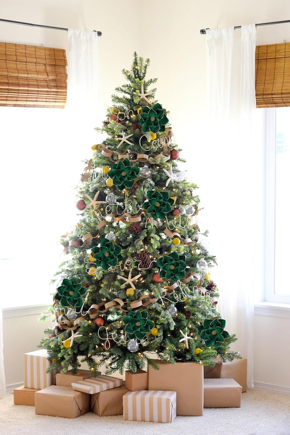 Briful Set of 3 Artificial Christmas Magnolias Flowers – 30’’ Long Stem Faux Magnolia Stems for Tree Ornaments, Holiday Centerpieces & Christmas Decor,Green