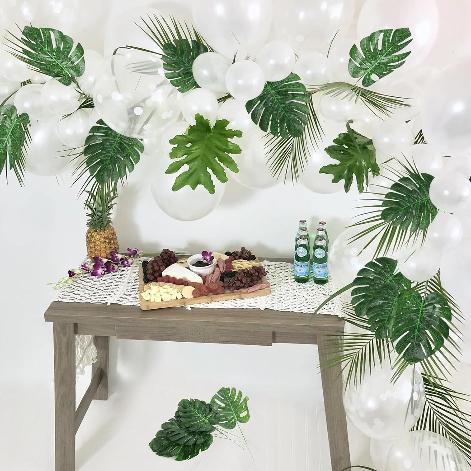 CCINEE 24PCS Green Artificial Palm Leaves, Faux Monstera Leaves Simulation Safari Leaves with Stems for Home Hawaiian Luau Party Jungle Beach Theme Party Decoration