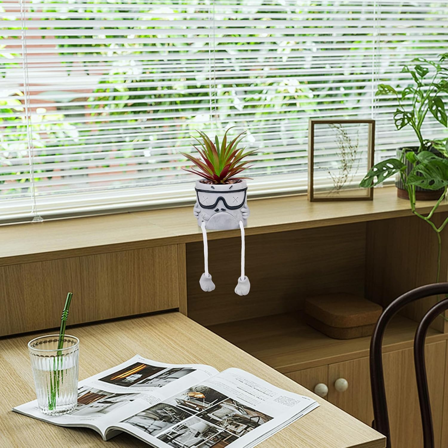 Creative Artificialplant Succulents in Cement Pots with Hanging Leg, Potted Mini Fake Plants Kitchen Shelves Decor, Bathroom Shelf Small Plants Decor, Faux Succulents for Office Wall Shelf Decorations