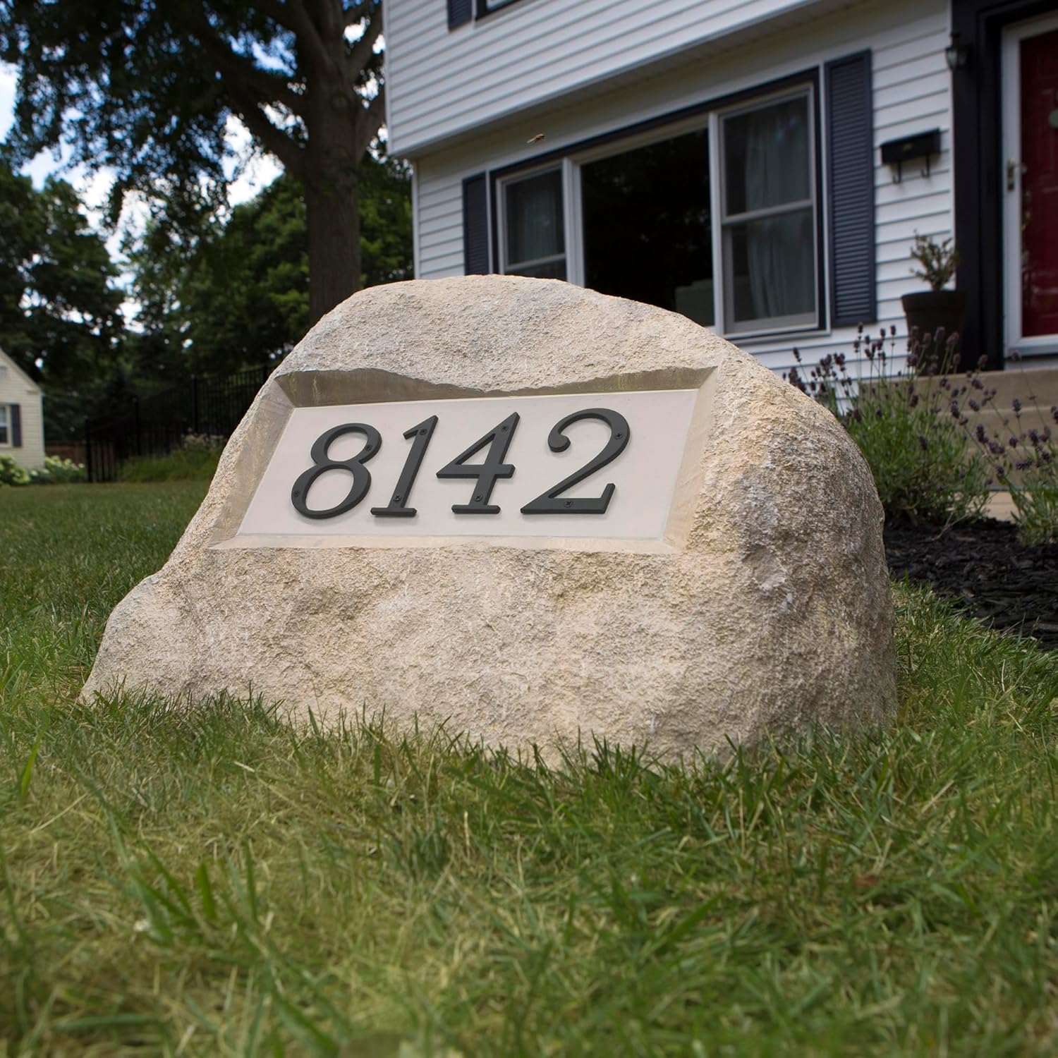 Deckorators 31 inches x 27 inches x 16-1/2 inches Gray Address Landscape Rock