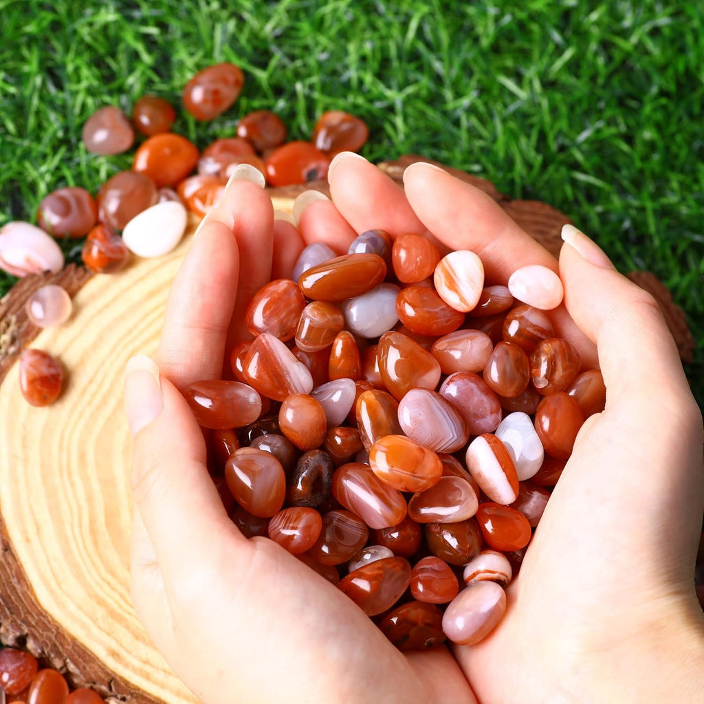 Polished Red Agate Crystals 0.62lb Natural Gemstones Crystal Bulk Tumbled Polished Stones Irregular Rocks Chakra Colorful Crystal Vase Filler Decoration Energy Reiki Beginners Birthday Gifts