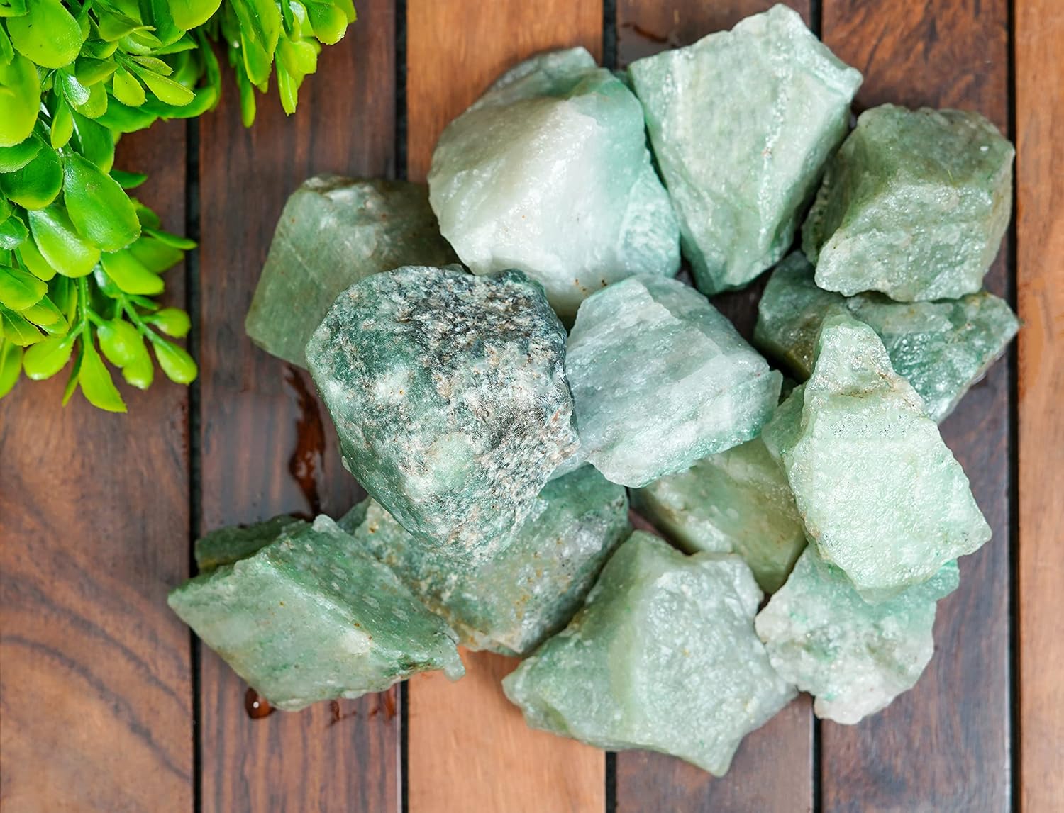 Crocon Green Jade Rough Bulk Natural Stone Raw Gemstone Tumbling Cabbing Polishing Gem Mining Energy Generator Chakra Balancing Reiki And Crystal Healing Good Luck Home Office Decor Weight: 1Lb Approx