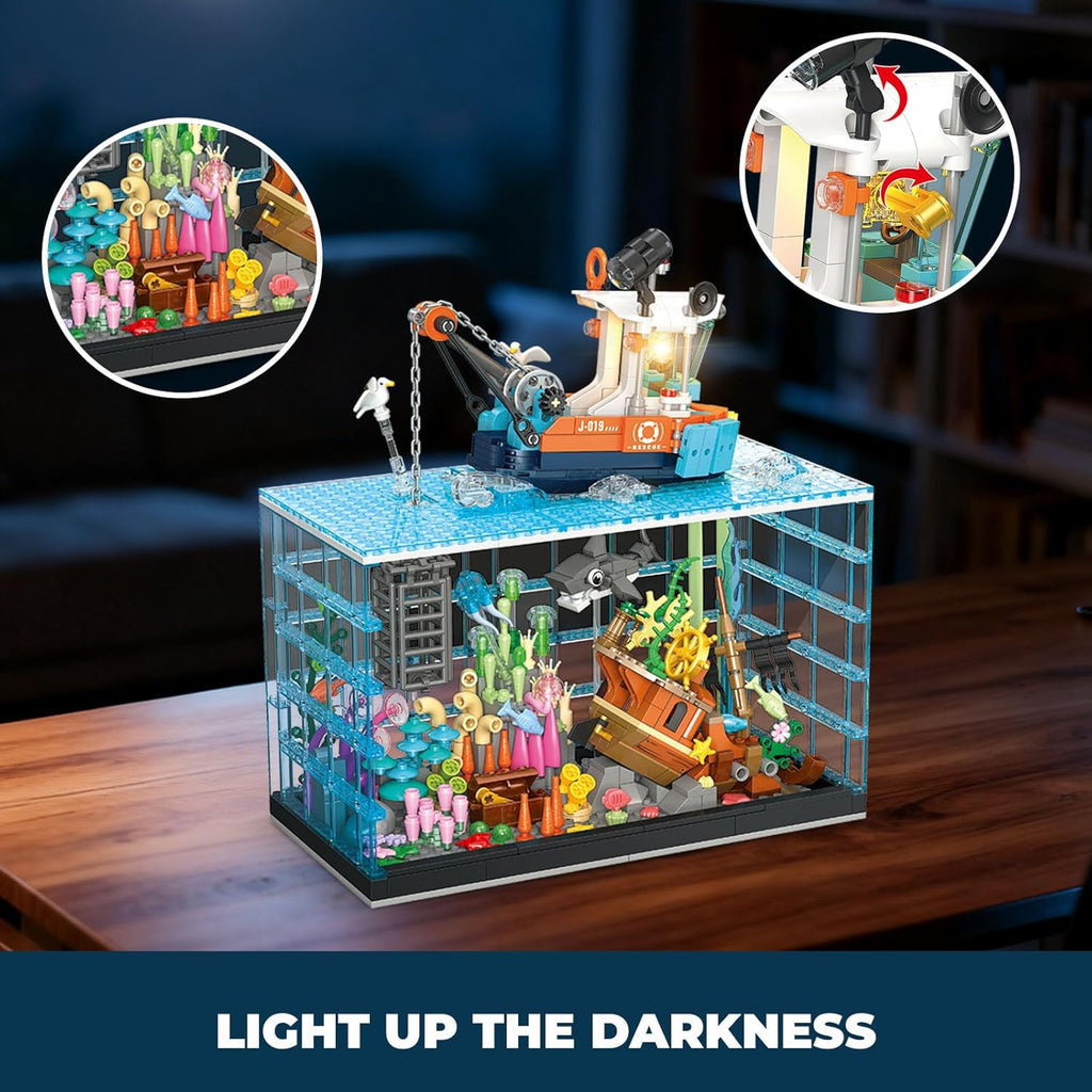 Fish Tank Building Set for Adults, 830PCS Deep Sea Aquarium Building Block Sets with Boat, Compatible with Lego, Education Toys with Shark and Jellyfish, Gift for Kids,Boys and Girls Age 14+