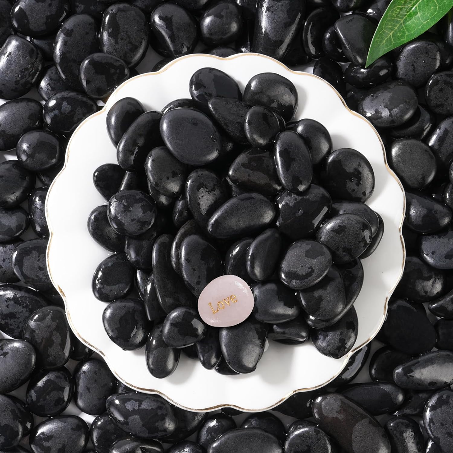 SIDONG 5 LB Black River Rocks, 0.4-1.2 Inches Highly Polished Pebbles for Indoor Plants, Decorative Stones for Plants, Fish Tank, Vases, Home Décor, Crafting, Garden Landscaping