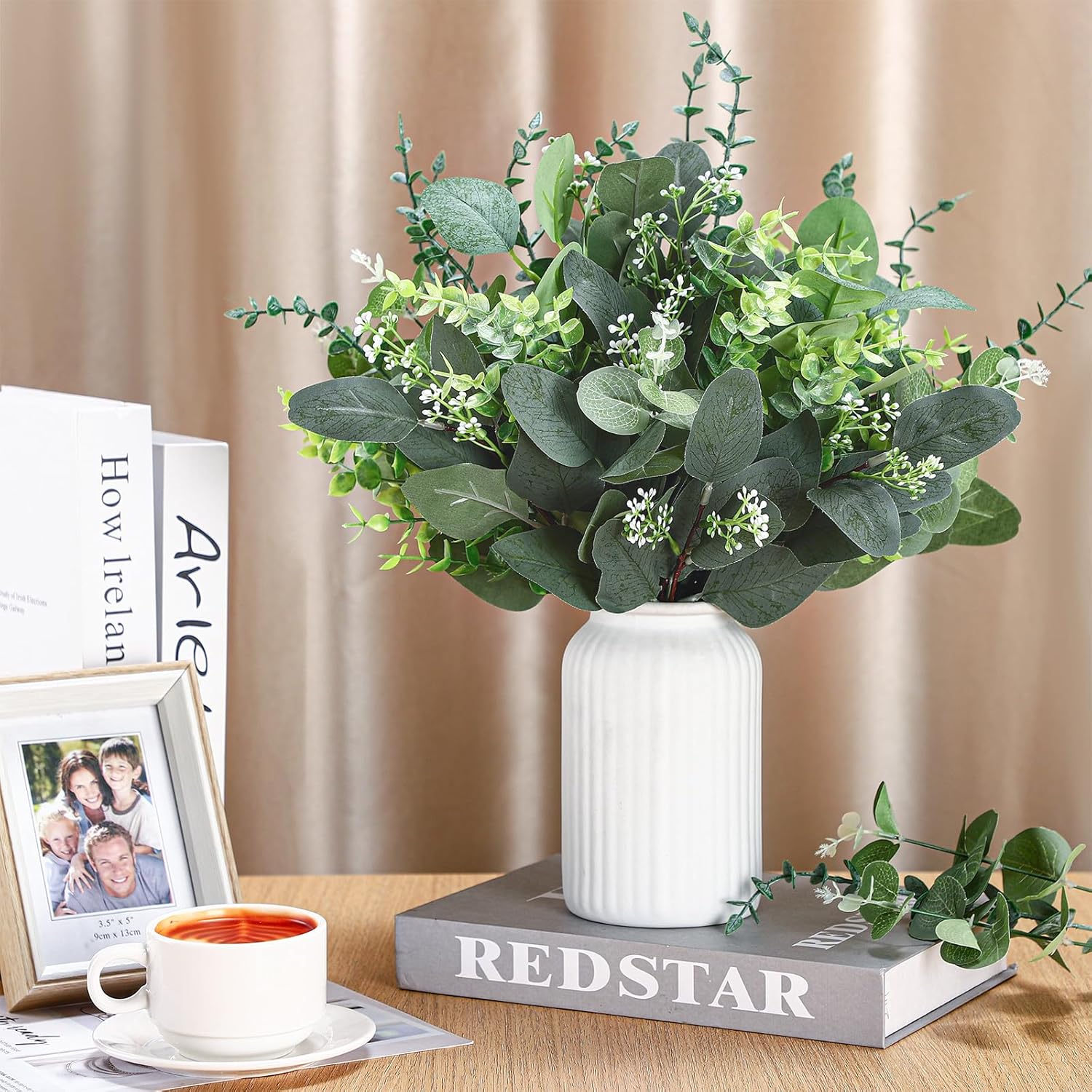 Ceenna 500 Pcs 6 Kinds Mixed Eucalyptus Leaves Stems Bulk Artificial Eucalyptus Leaves Sprays Silver Dollar Faux Greenery Picks Bundle for Wedding Vase Floral Arrangement Decor