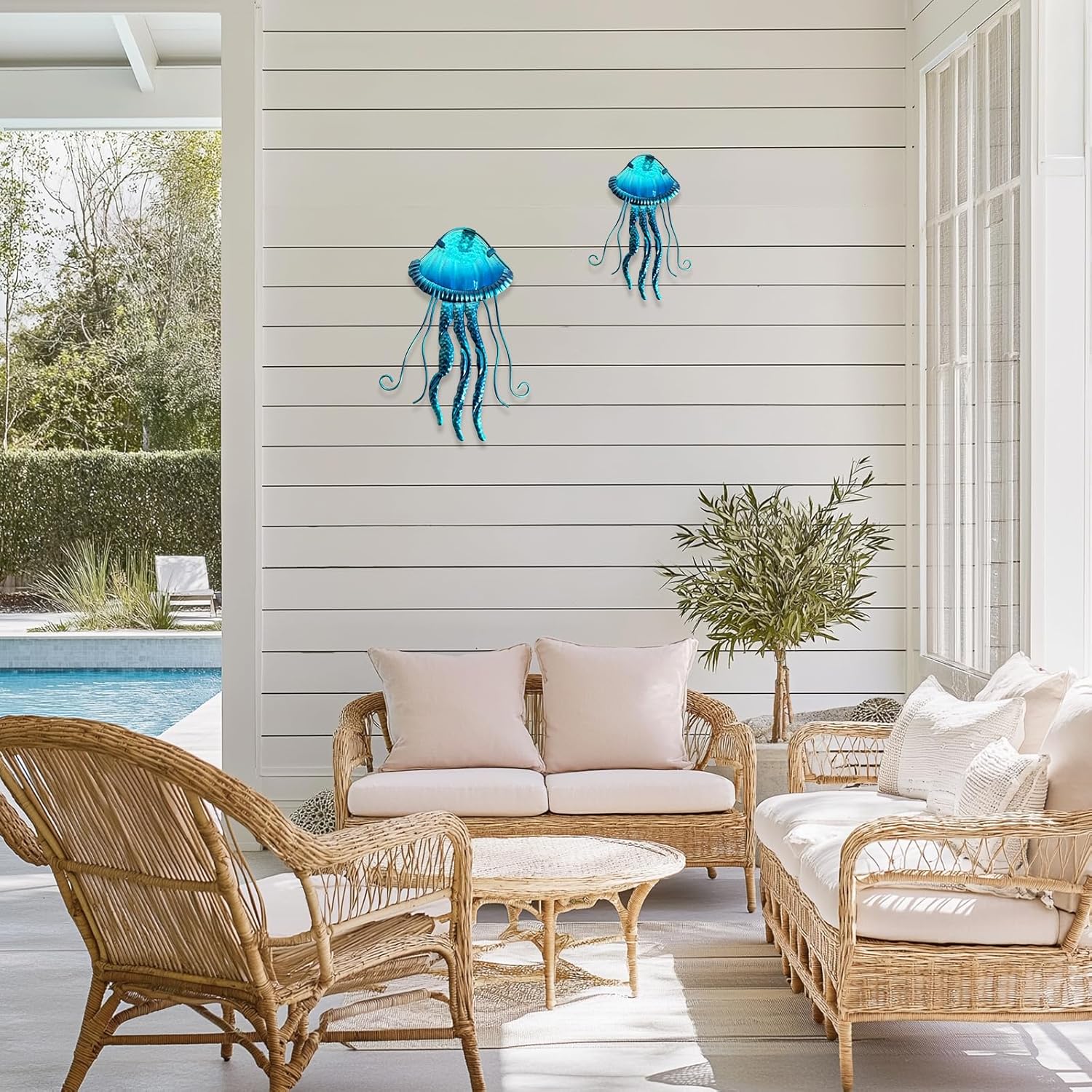 LIFFY Metal Jellyfish Wall Decor Beach Ocean Nautical Tropical Fish Wall Art Home Hanging Decor Glass Metal Fish Wall Decor for Pool, Beach, Patio, Garden,Home(15inch, 10inch)