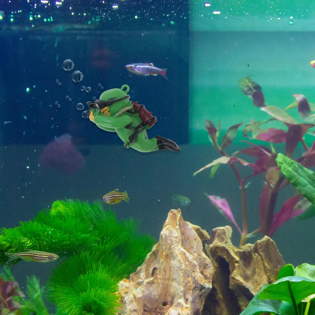 Diver Aquarium Decorations, Floating Diver Fish Tank Decorations, Floating Cartoon Diver Decor, Fun Floating Fish Decoration, PVC Diver Decor, Green, 1 Set
