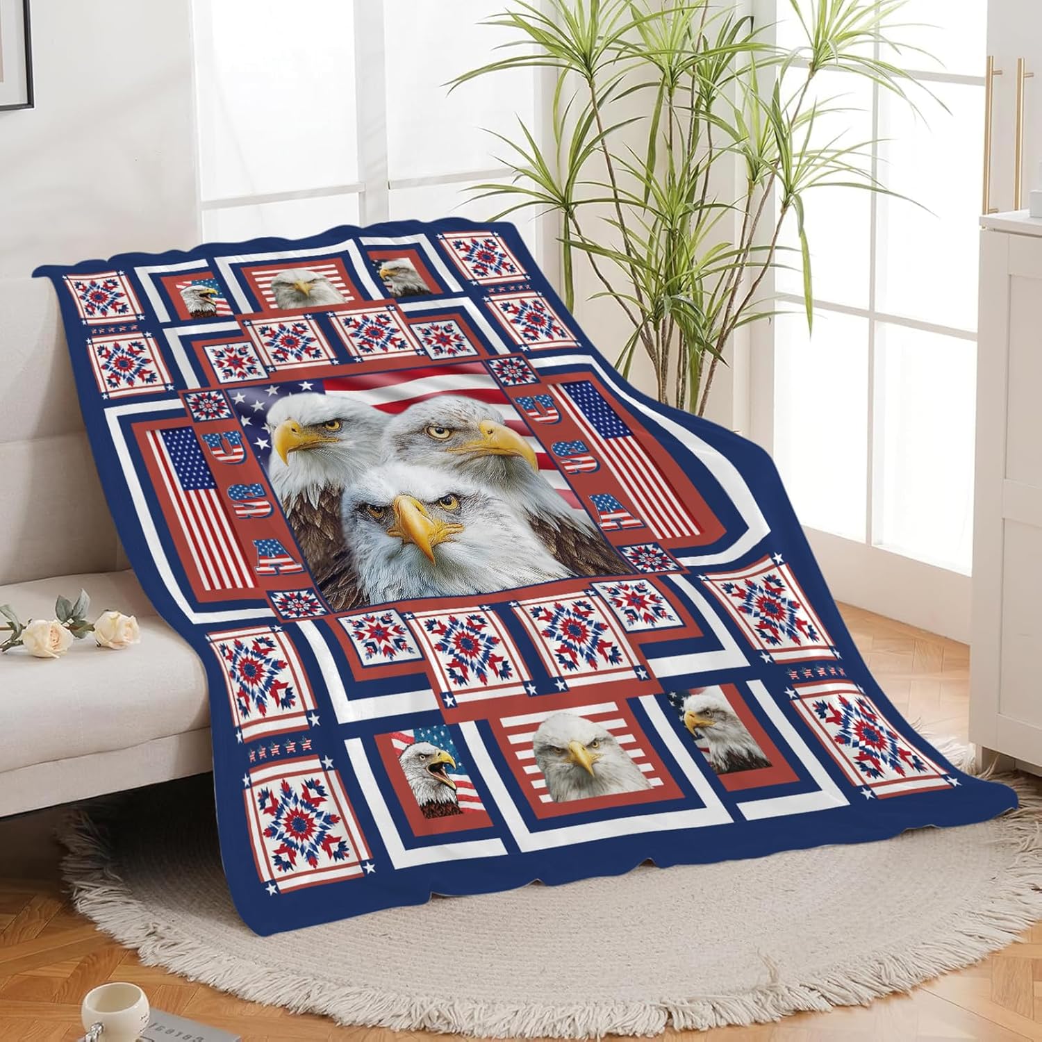 Eagle Throw Blanket American Flag Bald Eagle Stuff Gifts for Kids Girls Boys Adults Women Men Soft Cozy Warm Plush Fluffy Fuzzy Fleece Blanket Decor 40''X50''
