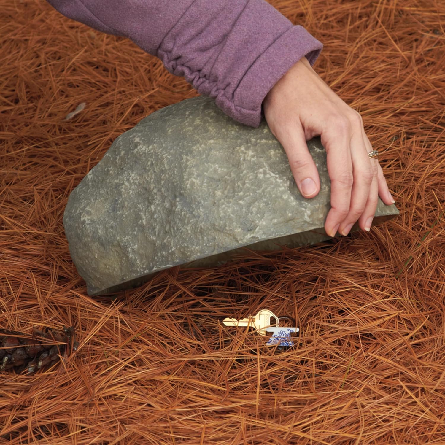 Deckorators 10 inches x 8 inches x 5 inches Gray Key Landscape Rock