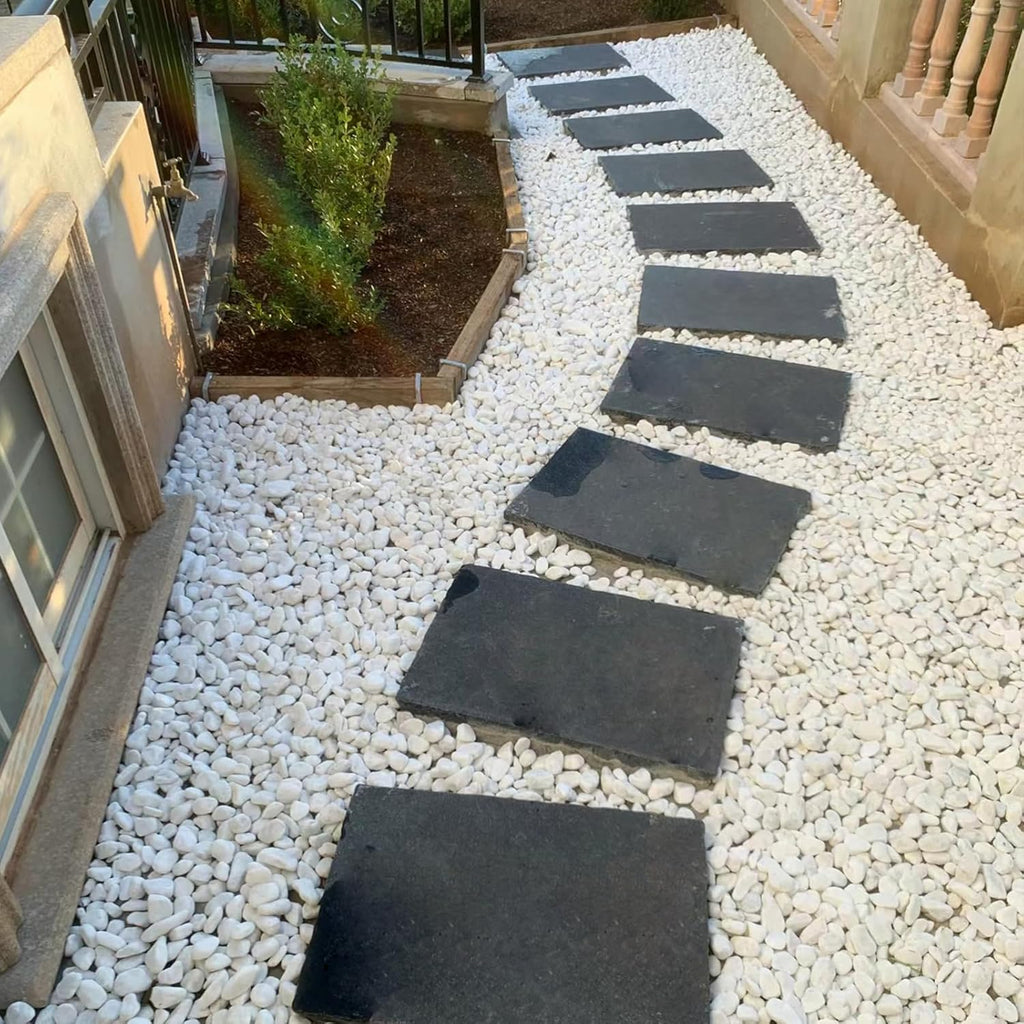 10 lbs White Gravel for Landscaping, 1-2 Inch Pebbles for Indoor Plants, Decorative River Rocks for Succulent, Vases, Aquariums, Crafting and Garden