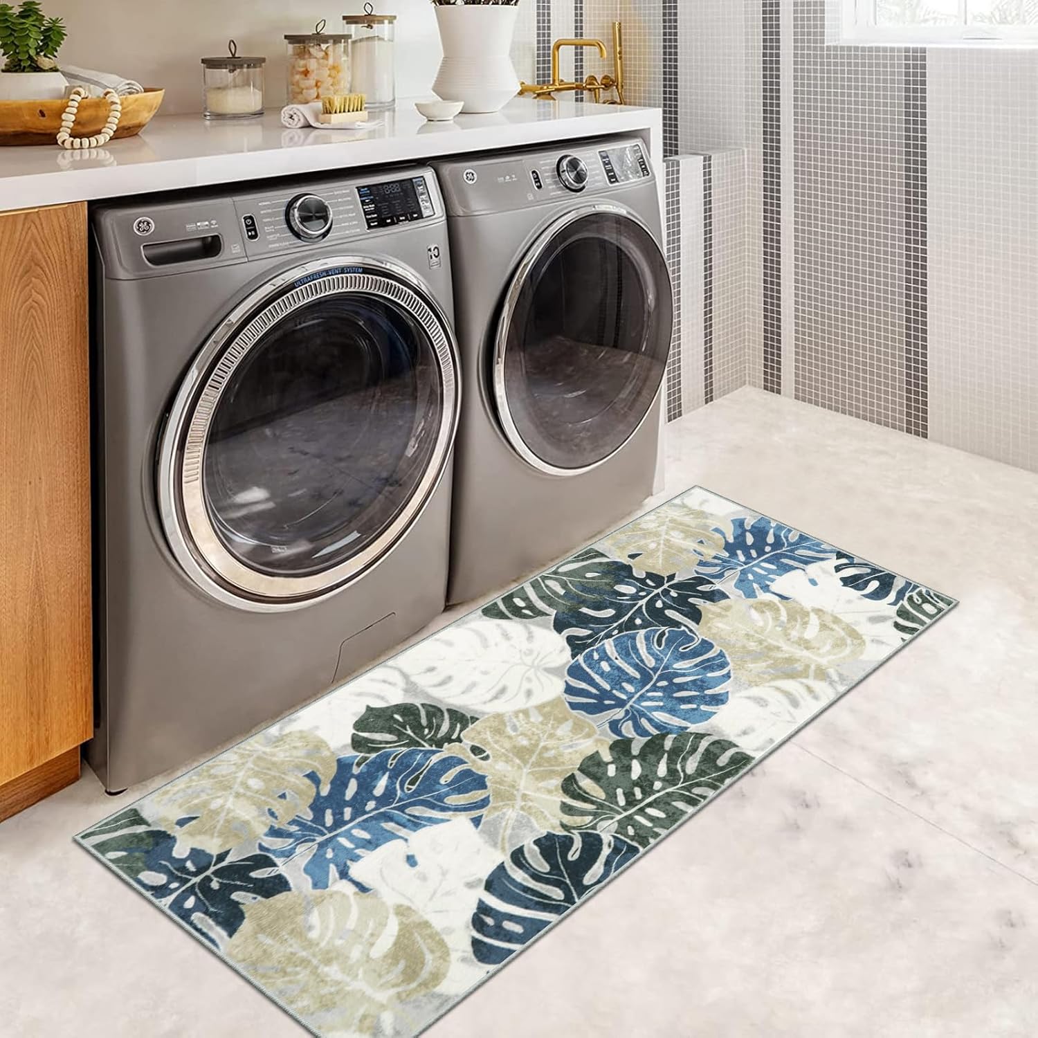 Wonnitar 2x4.3 Laundry Room Rug Runner, Tropical Leaf Non-Slip Washable Bathroom Runner, Small Low Pile Entry Mats Soft Non-Shedding Accent Carpets for Kitchen Door Entrance, Blue