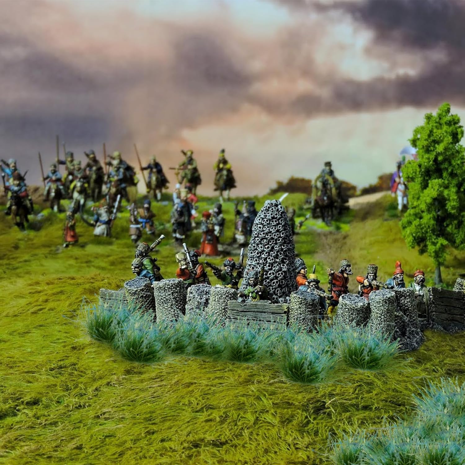Warmtree 20 Pcs Static Grass Bushy Tufts Lowland Shrubs Scenery DIY Miniature for Train Landscape Railroad Scenery Sand Military Layout Model War Gaming Terrain(Blue)