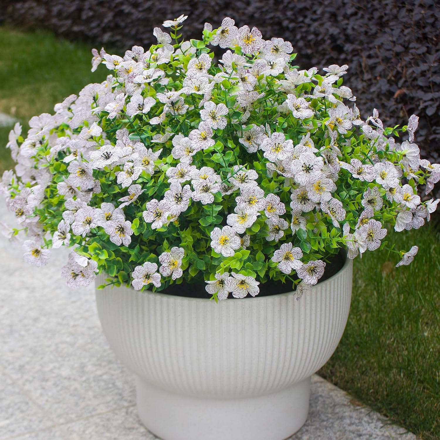 White Artificial Outdoor Flowers 12 Bundles Daisy Elegant All-Weather Spring Summer Decoration Realistic Look for Outdoor Front Porch Events and Landscaping (White Daisy)