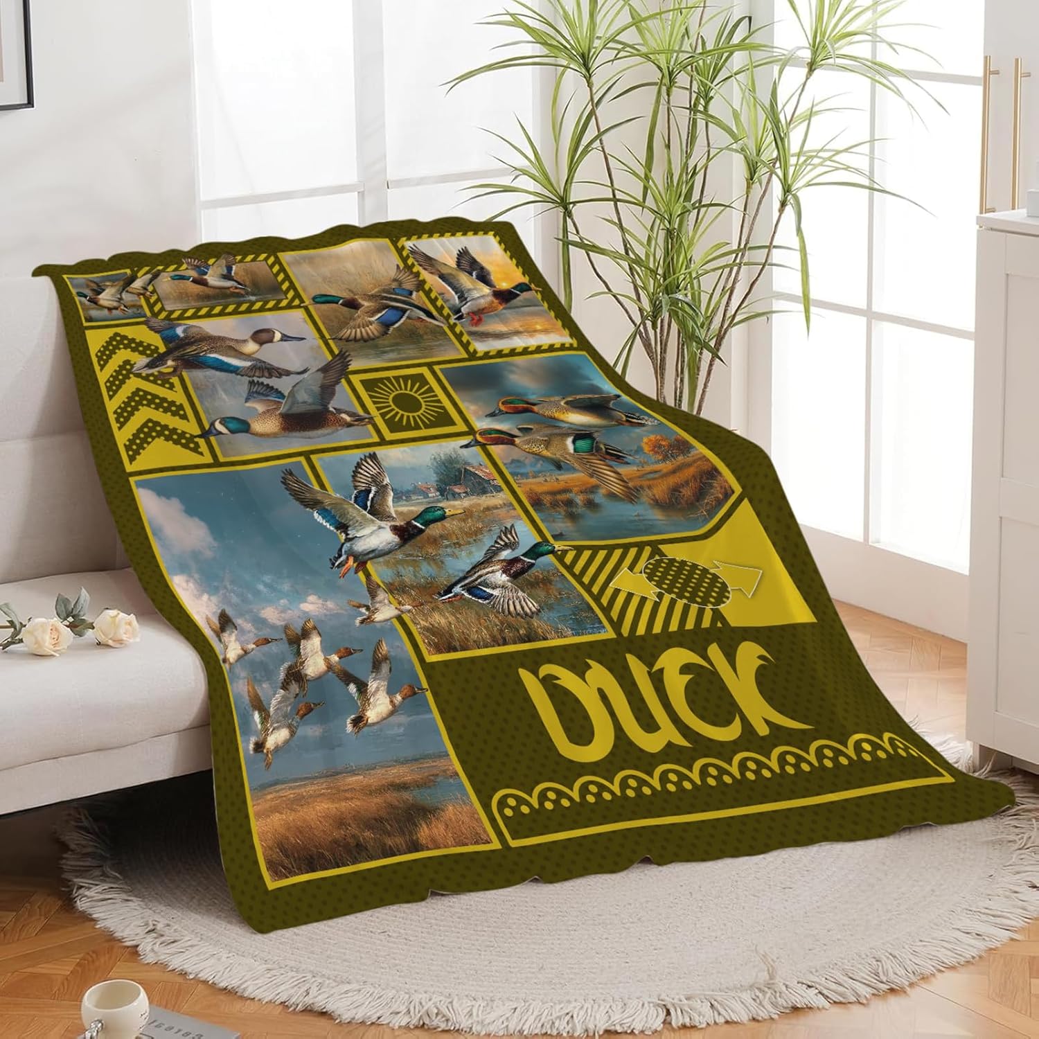 Duck Throw Blanket Hunting Mallard Duck Stuff Gifts for Kids Girls Boys Adults Women Men Soft Cozy Warm Plush Fluffy Fuzzy Fleece Blanket Decor 40''X50''