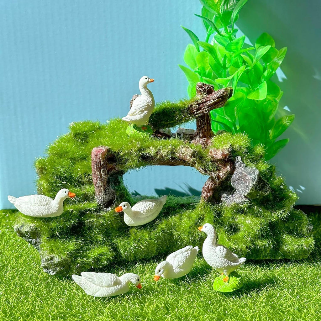 3 Pcs Mini Duck & Goose Figurines - Resin Fairy Garden Decor, Aquarium Fish Tank Accessories, Micro Landscape Moss Terrarium DIY Crafts, Home Ornaments, Gift for Nature Lovers