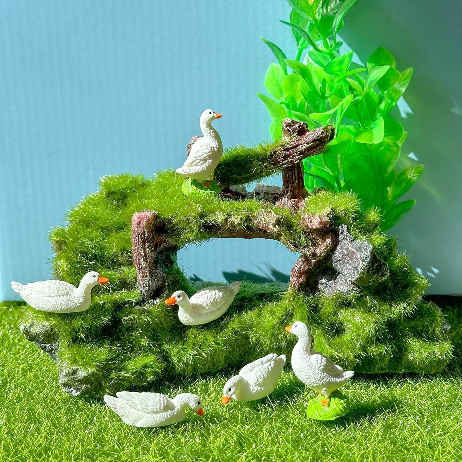 3 Pcs Mini Duck & Goose Figurines - Resin Fairy Garden Decor, Aquarium Fish Tank Accessories, Micro Landscape Moss Terrarium DIY Crafts, Home Ornaments, Gift for Nature Lovers