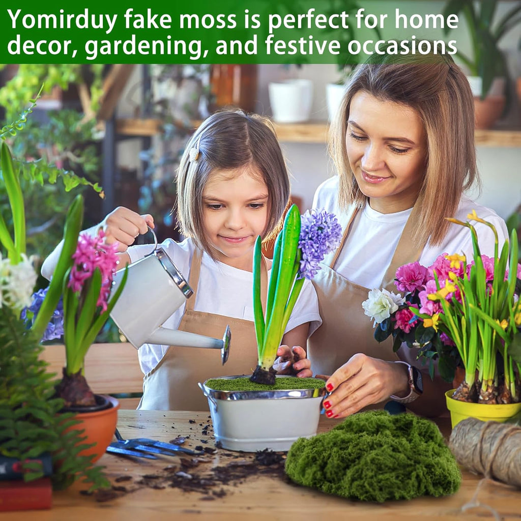 Yomirduy Artificial Moss for Crafts, 7oz Fake Green Moss for Potted Plants, Faux Moss Decor for DIY Decorative, Walls,Table Centerpieces Decor Fairy Garden Model Making (200g)
