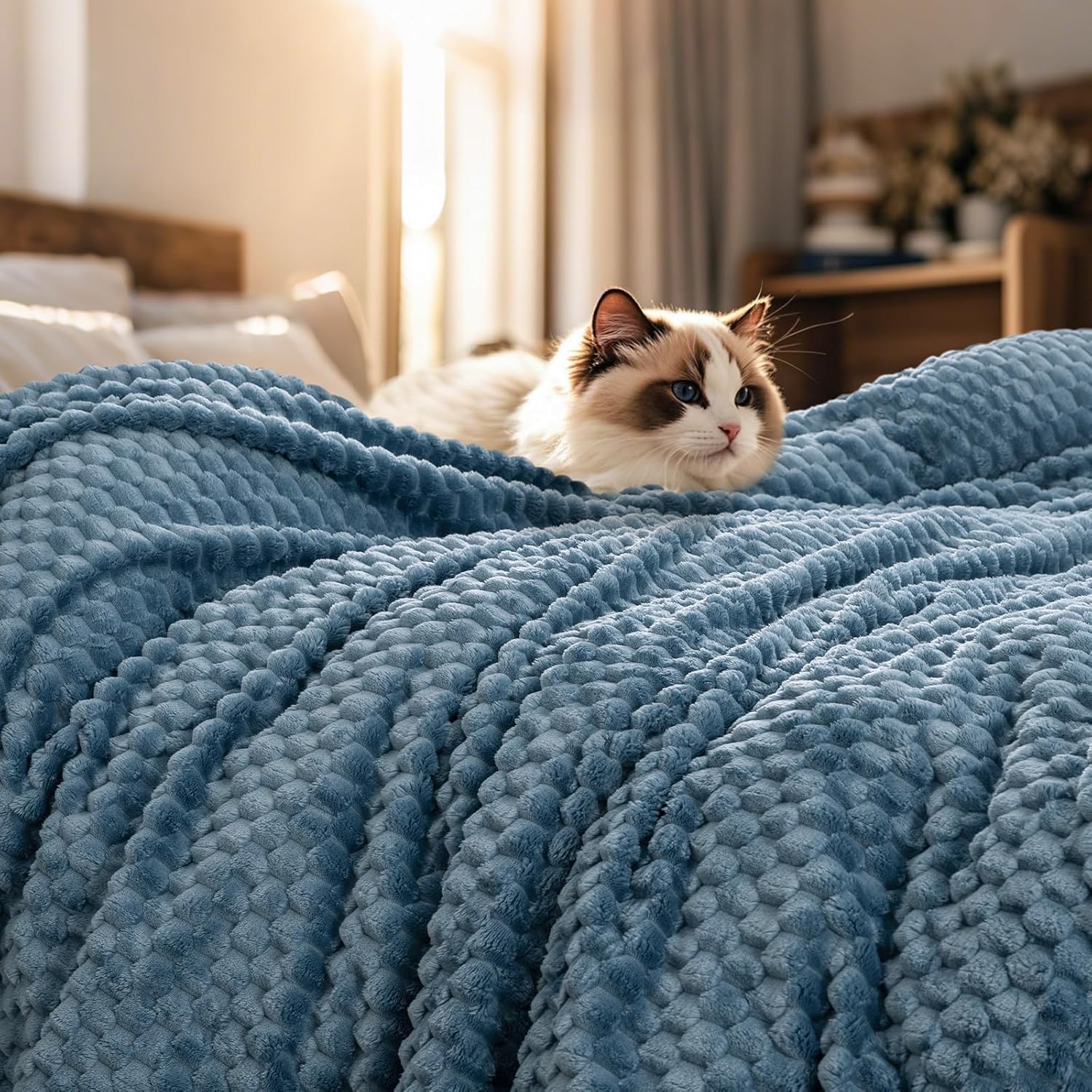 PHF Ultra Soft Flannel Fleece Blanket Twin Size, Lightweight 3D Jacquard Fleece Blanket, No Shedding, No Pilling, Luxury 340GSM Fluffy Cozy Bedding for Bed Room Decor, 66"x90", Denim Blue