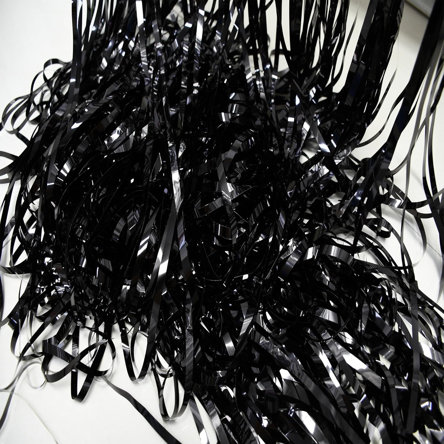 Foil Fringe Curtain Halloweens Party Decorations - Pure Black Tinsel Photo Backdrop Party Steamers Curtains for Christmas/New Years/Boy/Men/Birthdays/Music/Stranger Theme/Prom/Retirement Parties