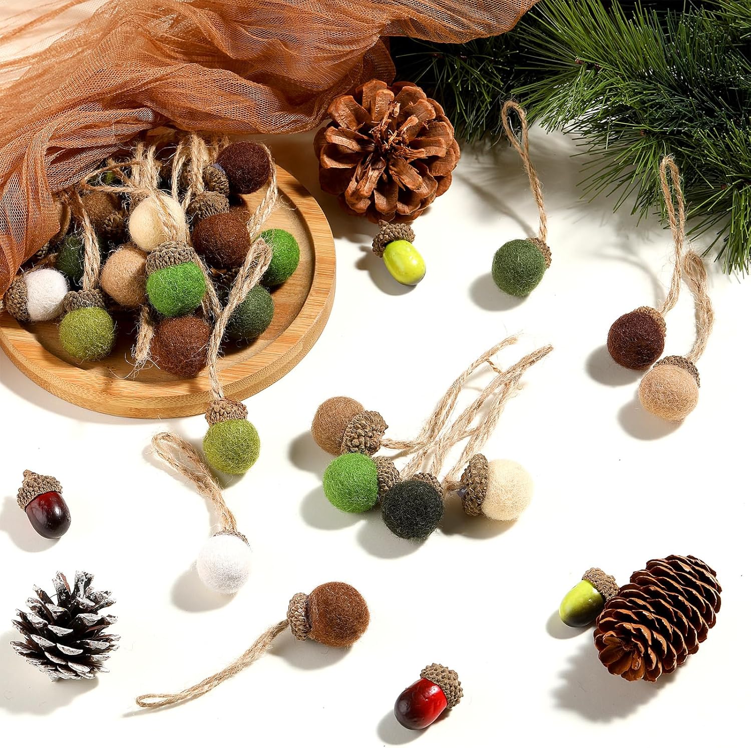 Tatuo 30 Pcs Christmas Felt Acorn Ornaments Colorful Wool Felt Acorn Pom Balls Mini Wool Acorns Bulk for DIY Xmas Crafts Christmas Tree Hanging Ornaments Party Favors Home Indoor Decor(Vintage Colors)