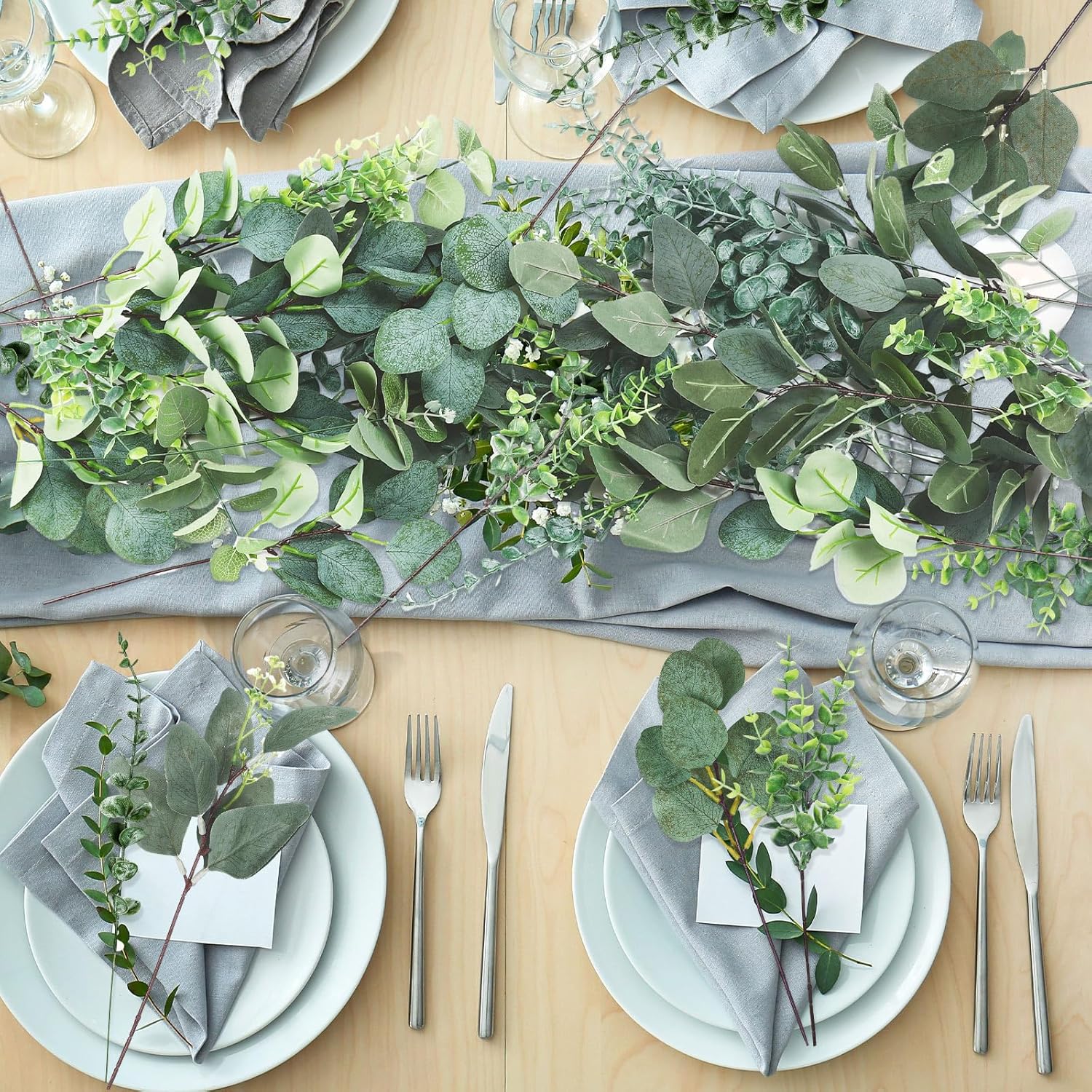 Ceenna 200 Pcs 6 Kinds Mixed Eucalyptus Leaves Stems Bulk Artificial Eucalyptus Leaves Sprays Silver Dollar Faux Greenery Picks Bundle for Wedding Vase Floral Arrangement Decor
